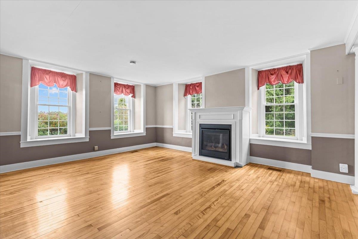 383 St. Albans Road Property Photo 27