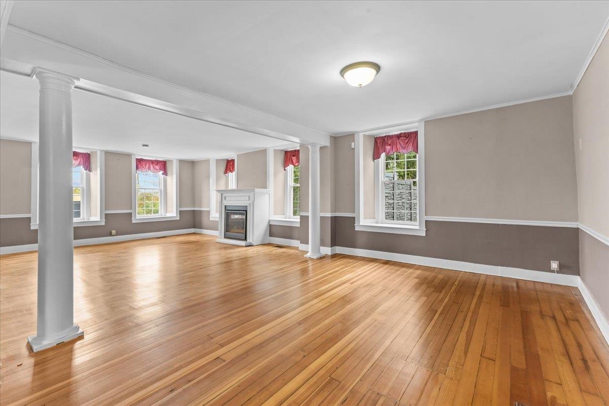 383 St. Albans Road Property Photo 29