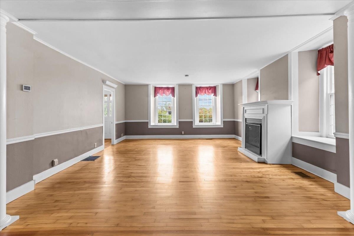 383 St. Albans Road Property Photo 31