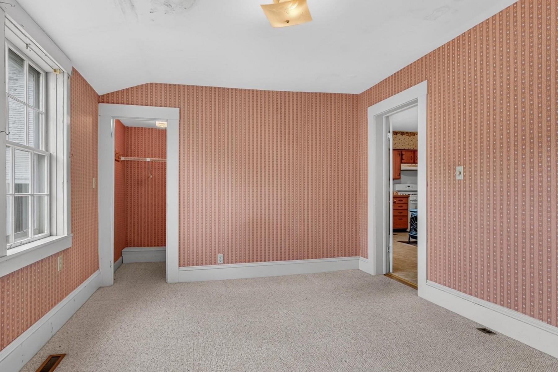 60 Depot Street Property Photo 19