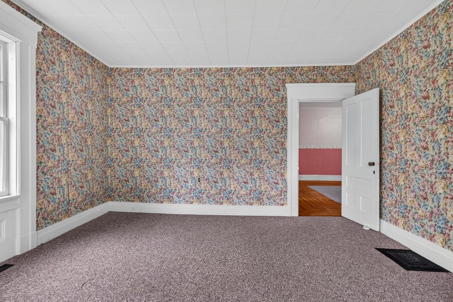 60 Depot Street Property Photo 23