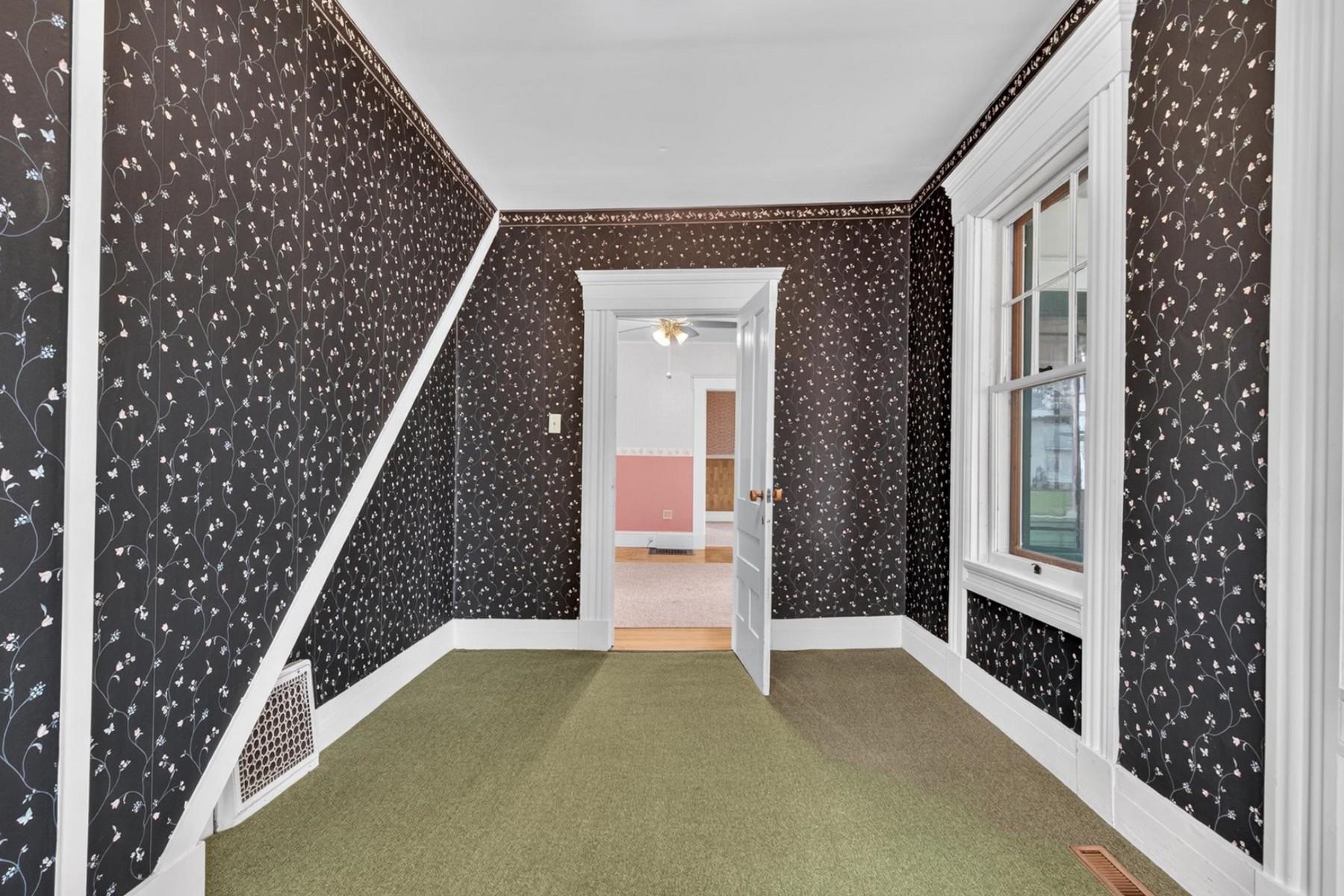 60 Depot Street Property Photo 26