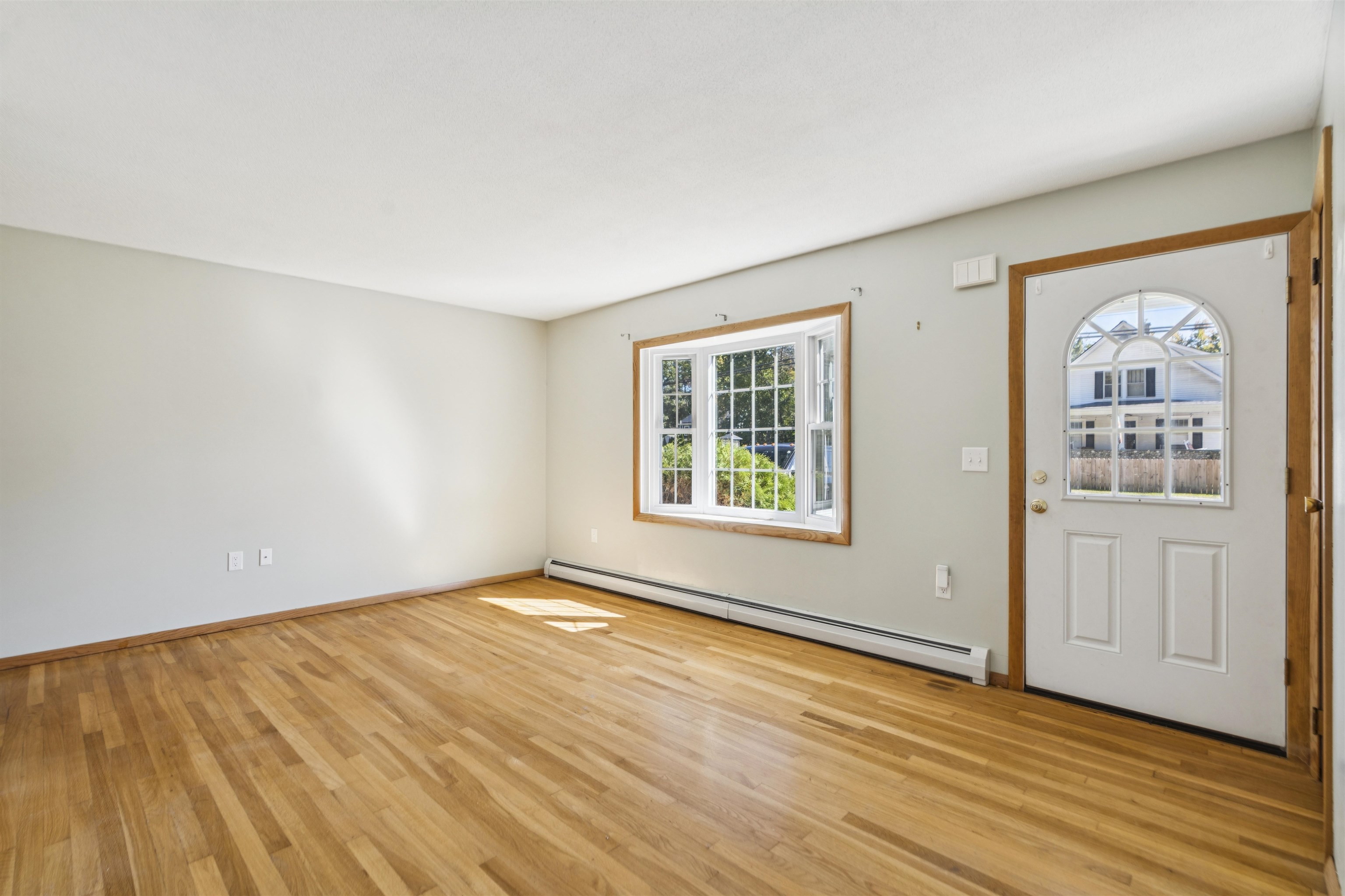 1474 Hartford Avenue Property Photo 8