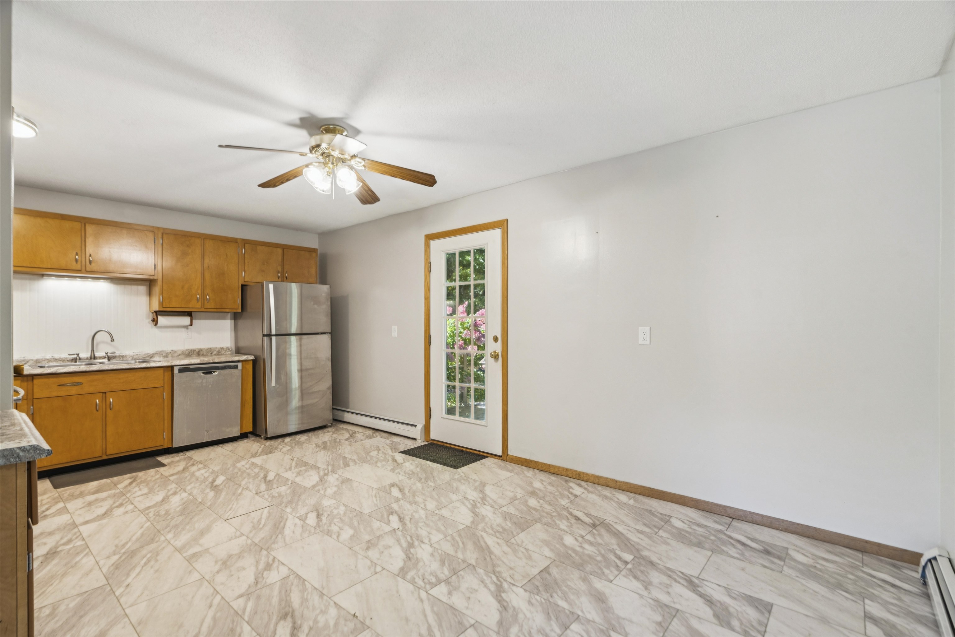 1474 Hartford Avenue Property Photo 12