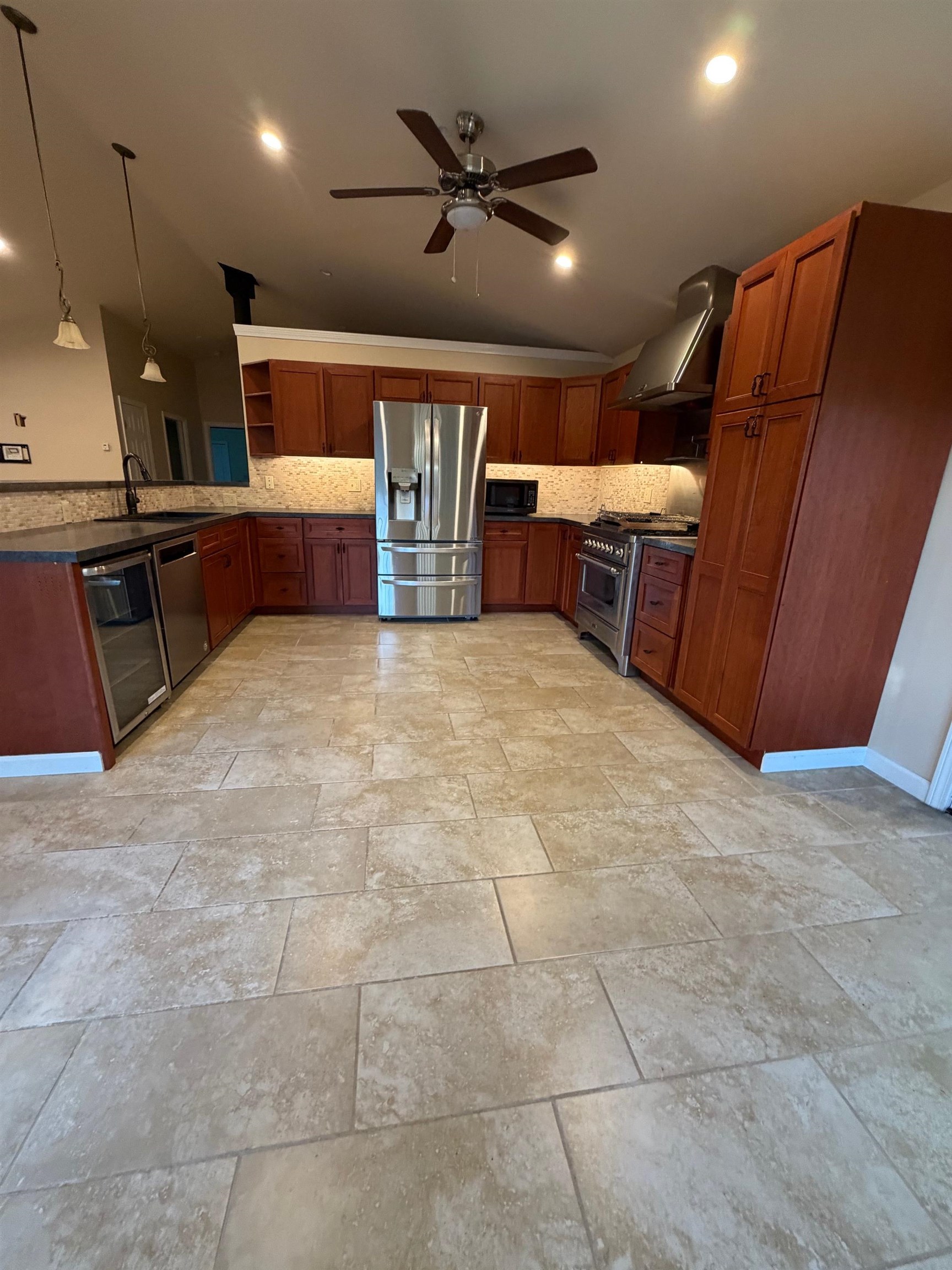 130 Robinson Road Property Photo 4