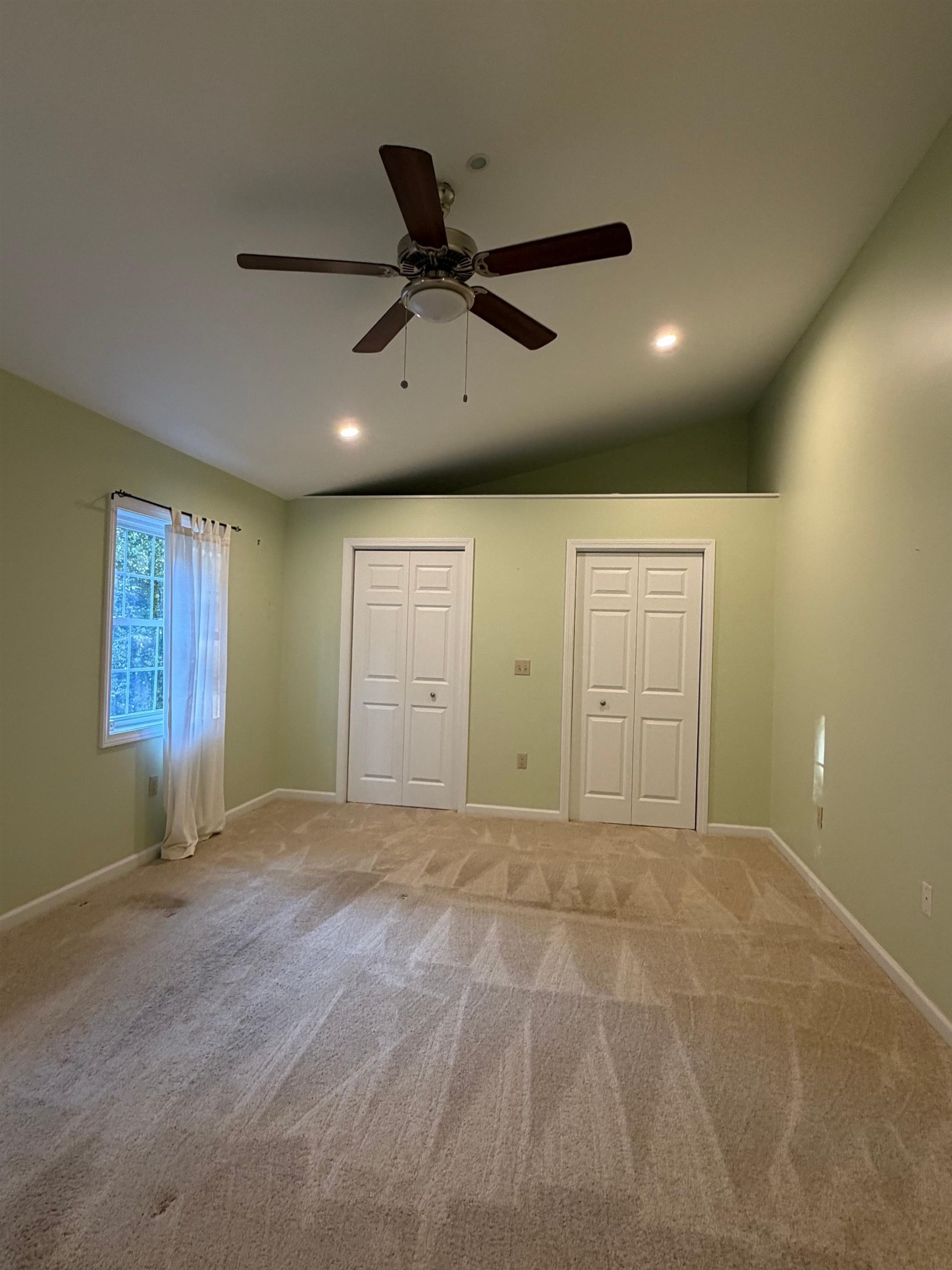 130 Robinson Road Property Photo 14