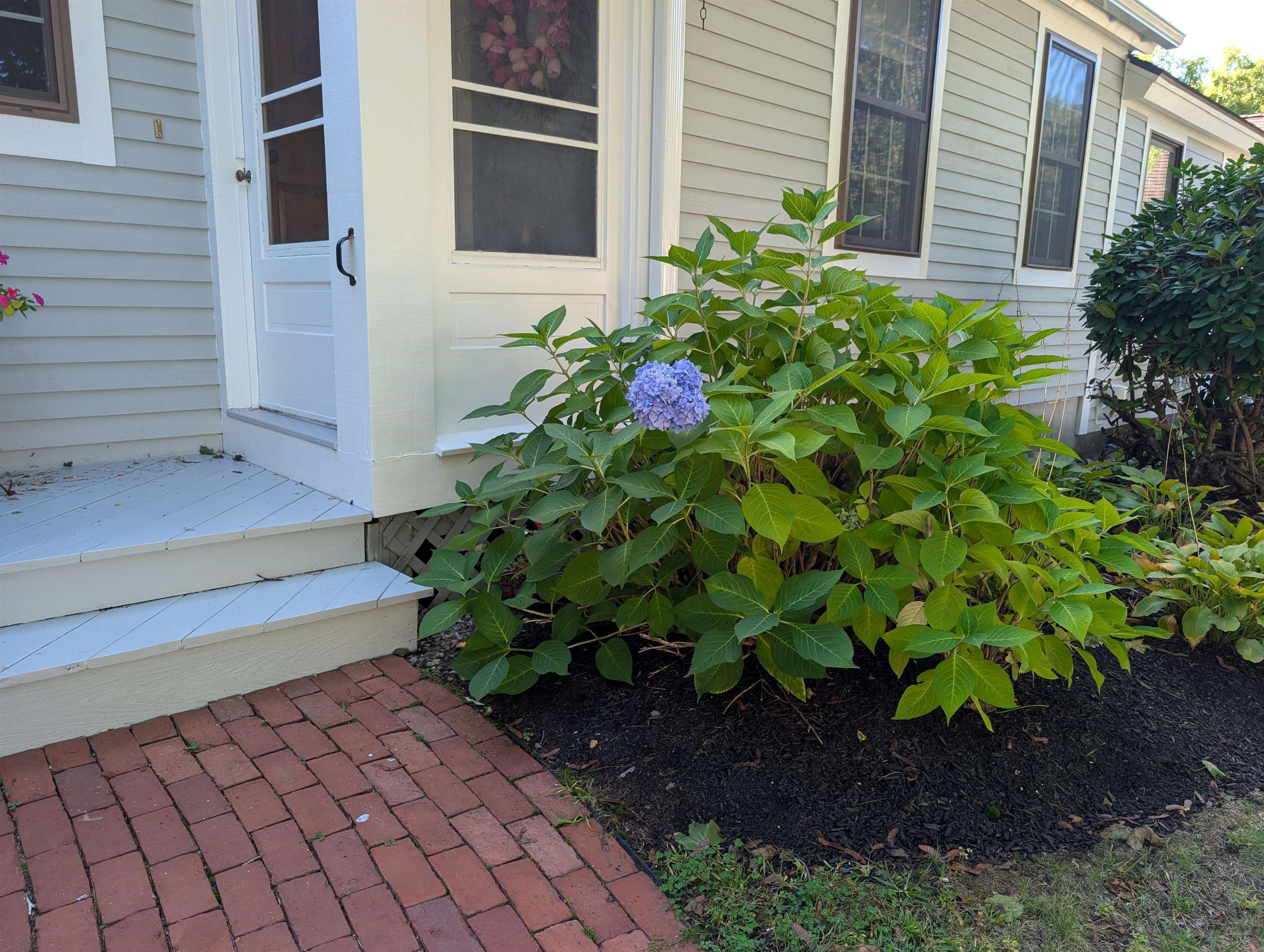 7 Tanglewood Lane Property Photo 3
