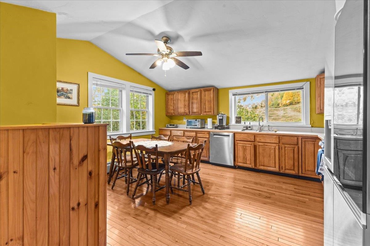 252 Spring Road Property Photo 14