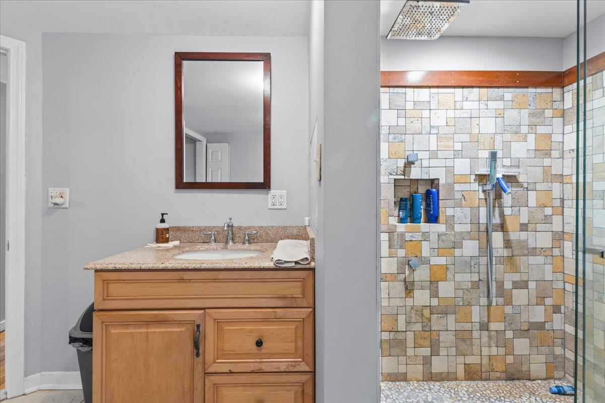252 Spring Road Property Photo 24