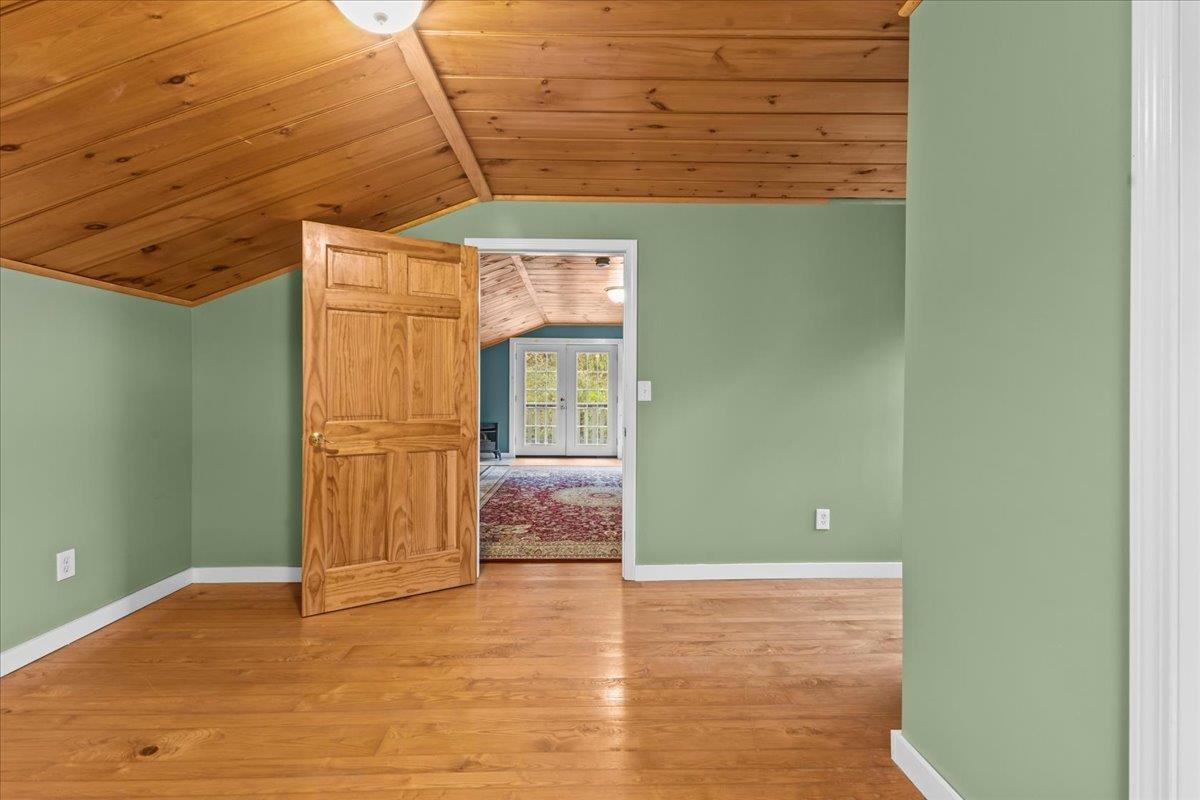 252 Spring Road Property Photo 39