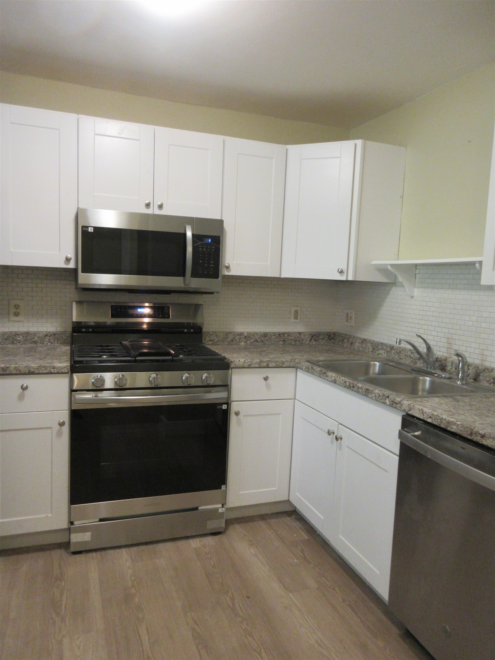 29 Morningside Commons Property Photo 12