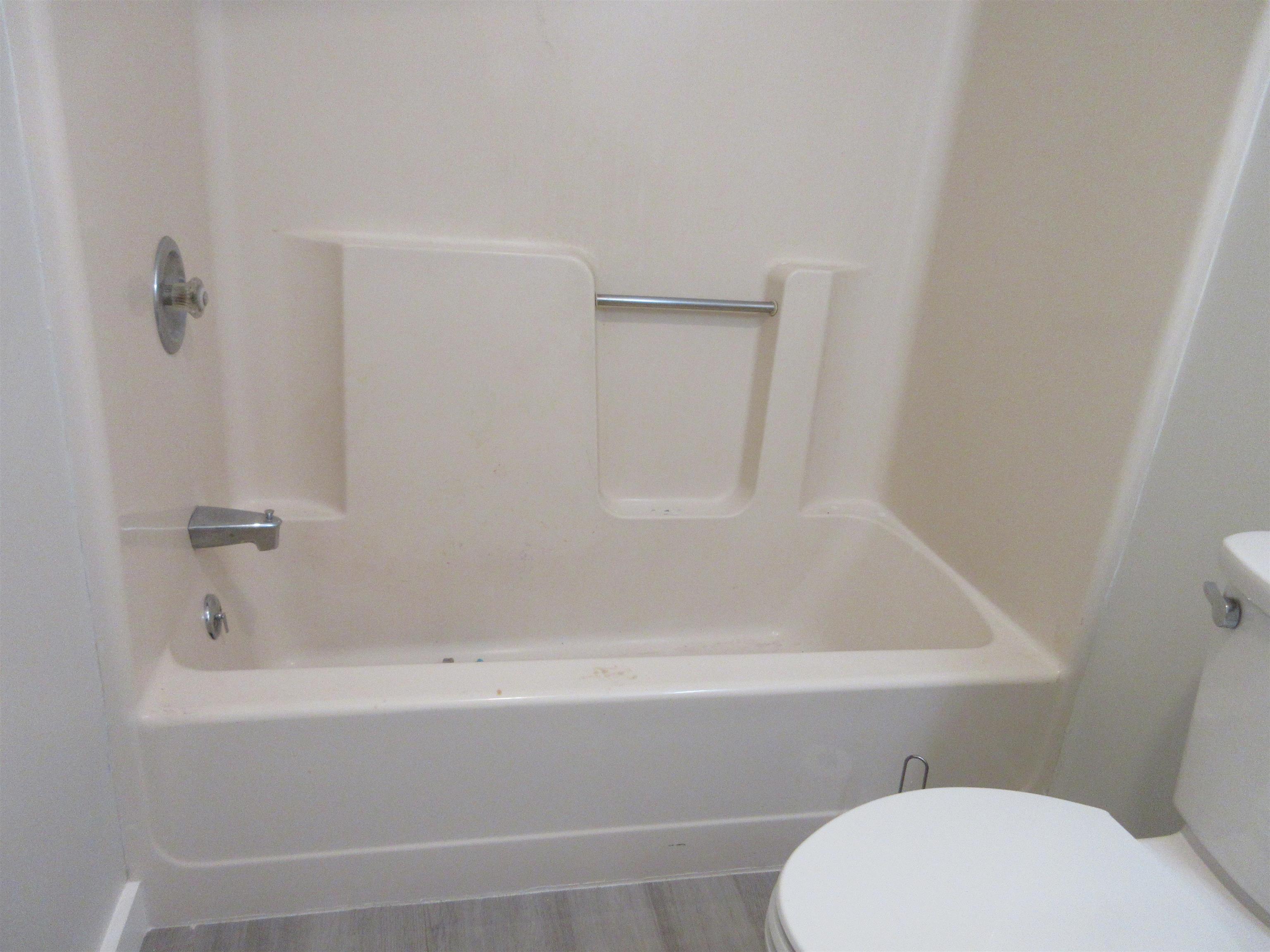 29 Morningside Commons Property Photo 32