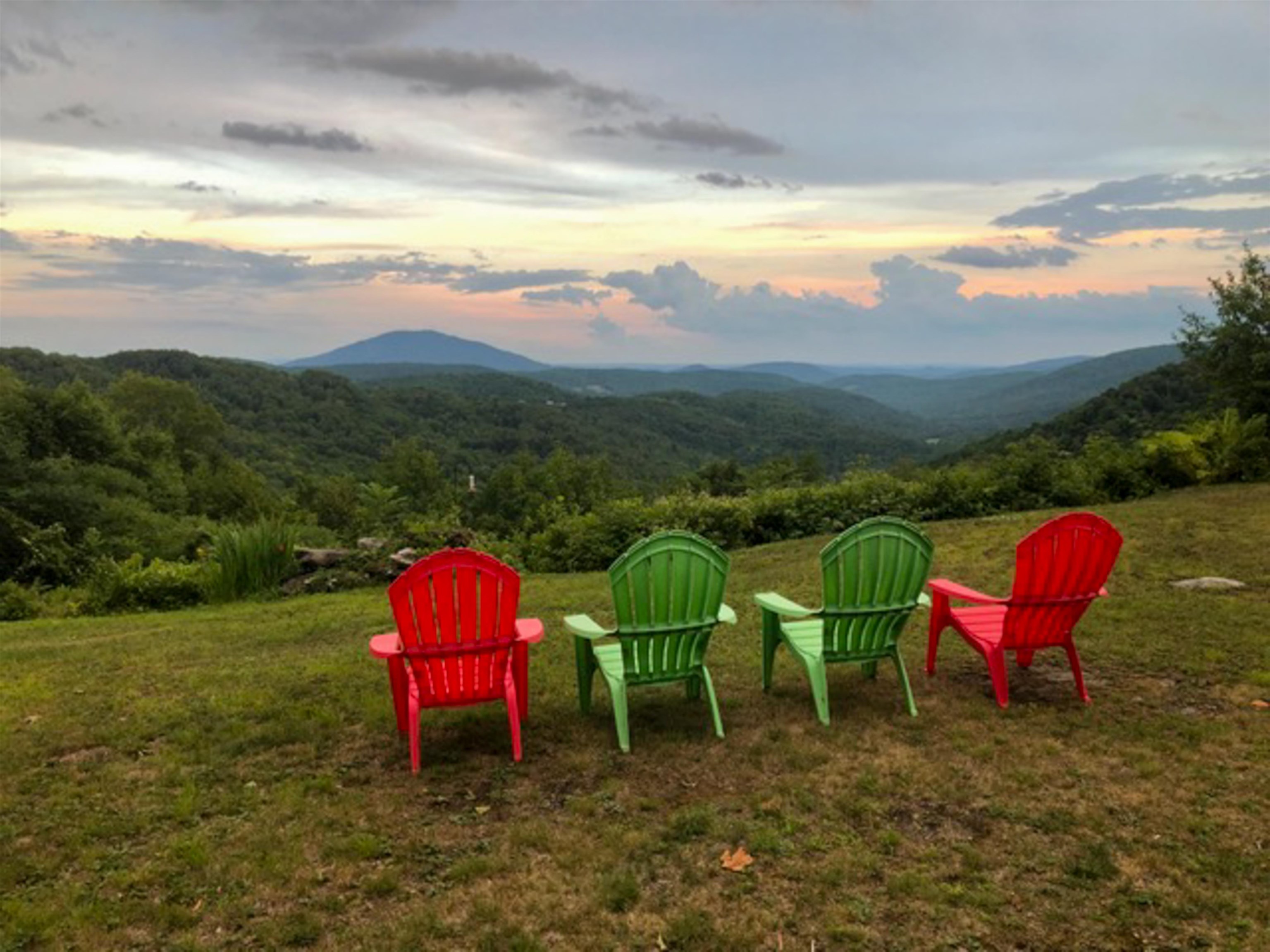 1783 Stone Chimney Road Property Photo 1