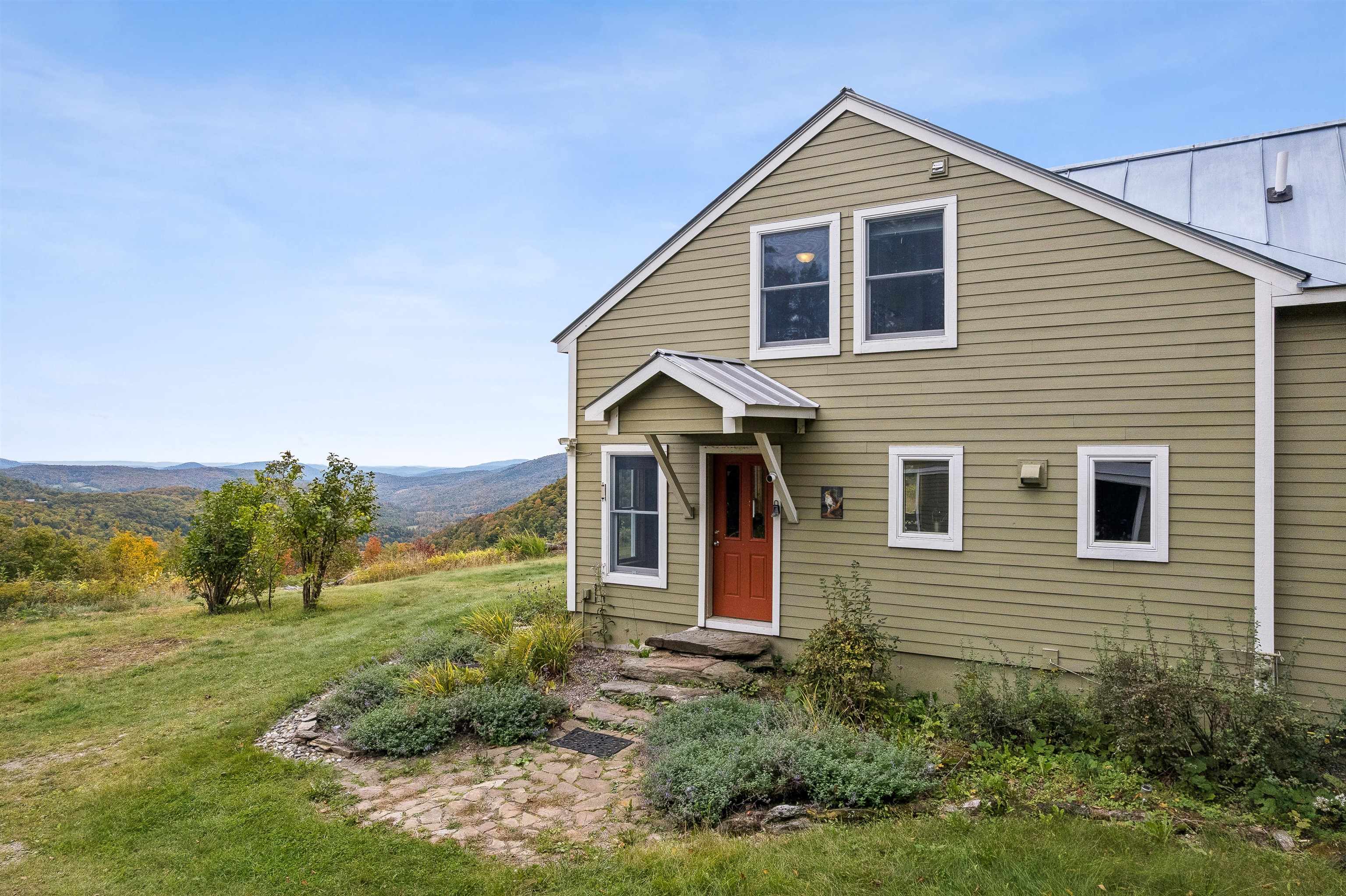 1783 Stone Chimney Road Property Photo 3