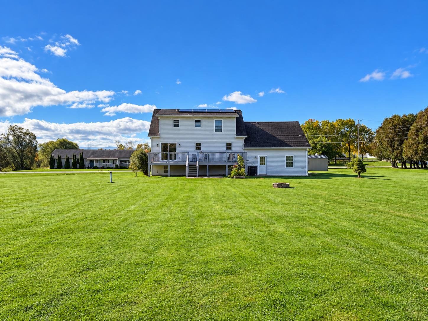 53 Countryside Drive Property Photo 4