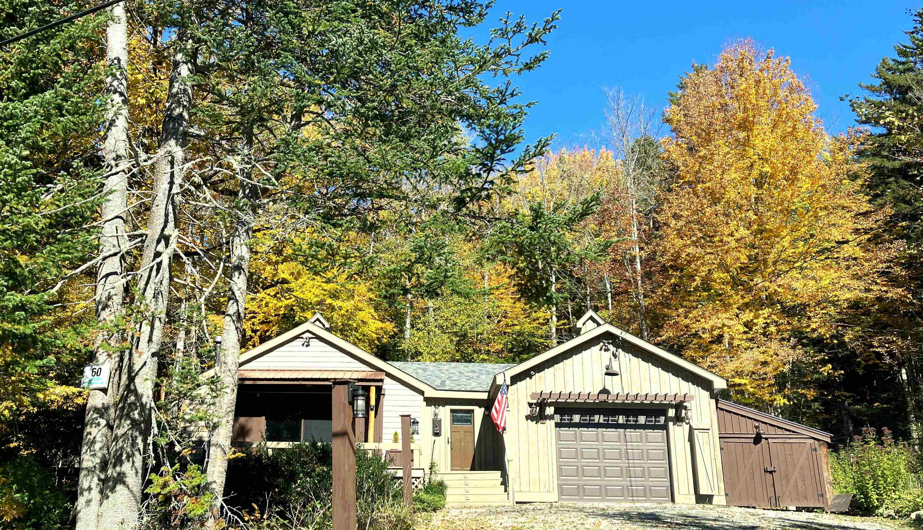 60 East Brook Crossing Property Photo 5