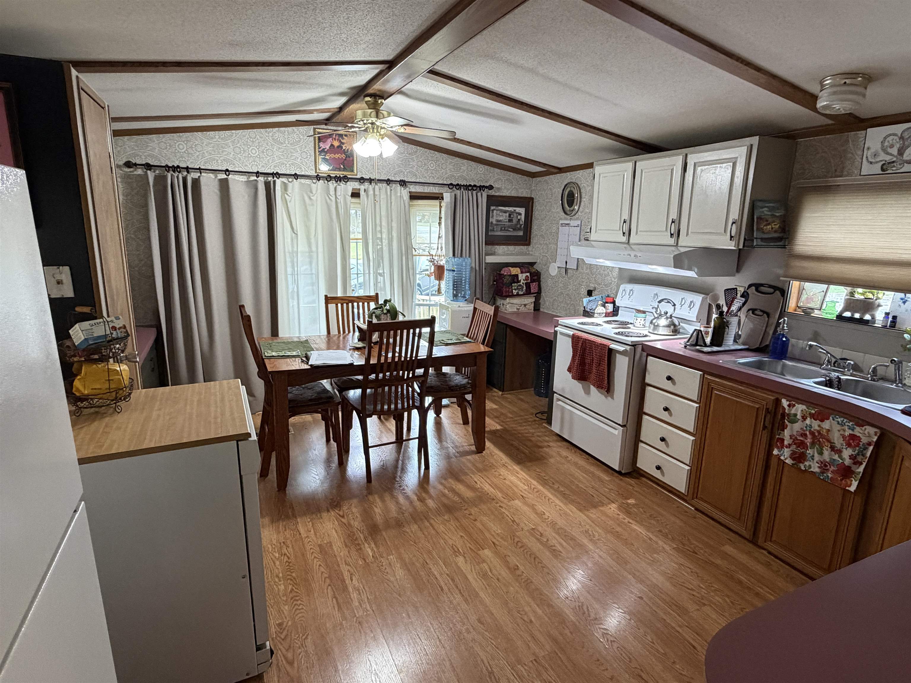46 Monarch Court Property Photo 8