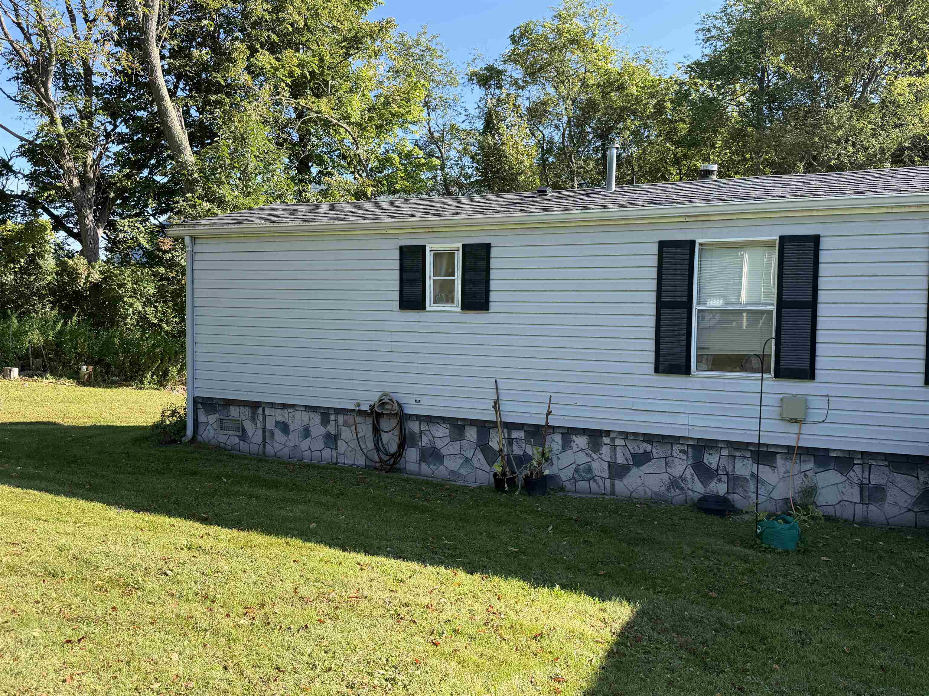46 Monarch Court Property Photo 21
