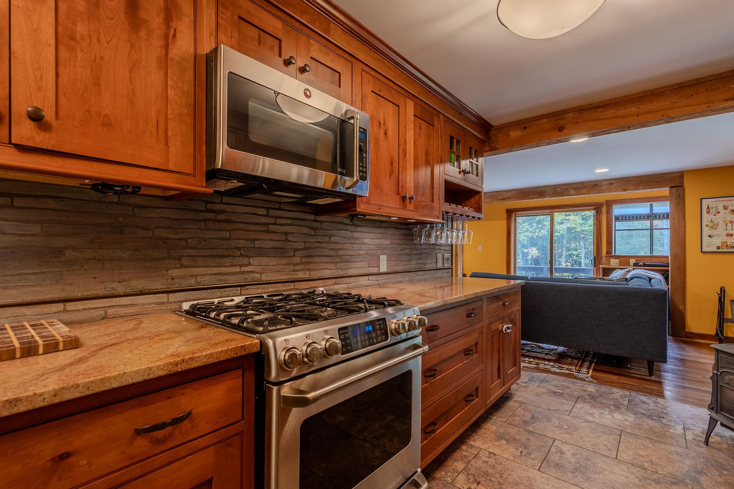 628 Moss Brook Road Property Photo 10