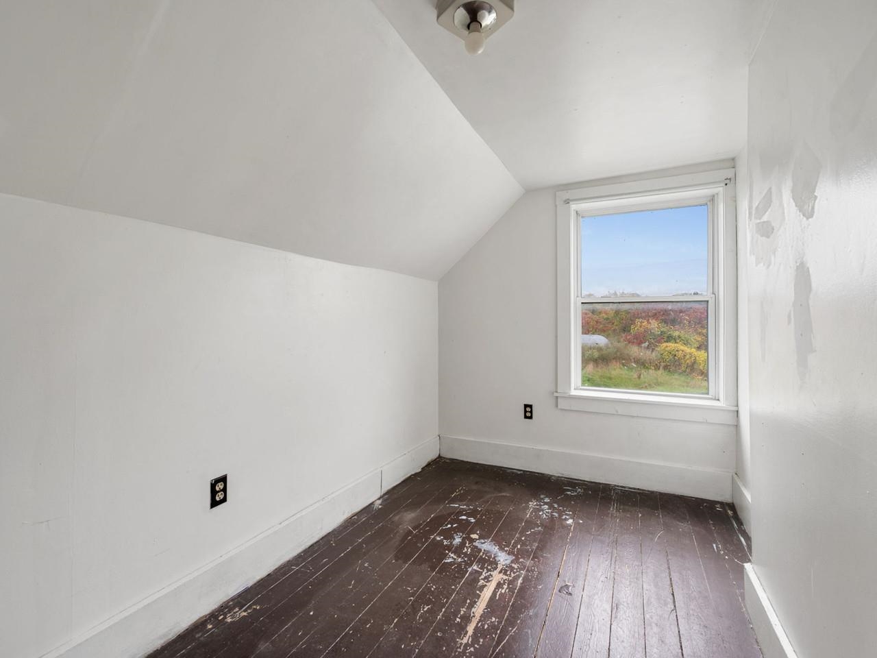 2283 Jersey Street South Property Photo 19