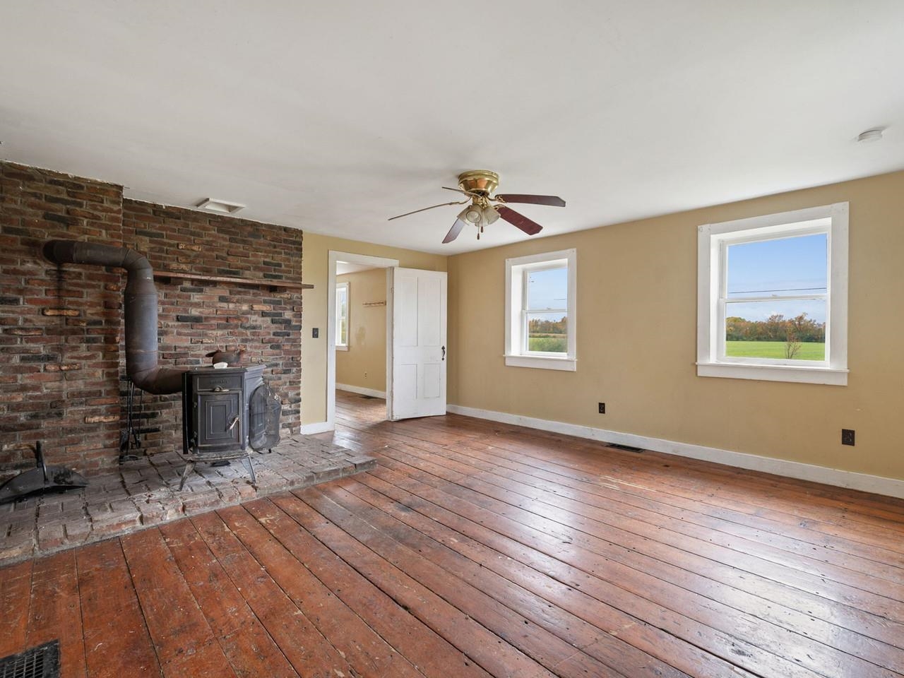 2283 Jersey Street South Property Photo 33