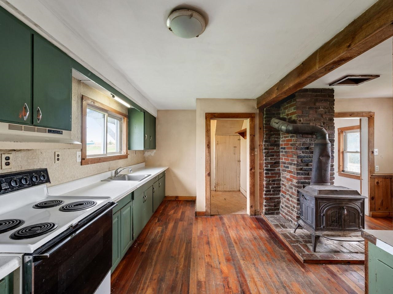 2283 Jersey Street South Property Photo 10