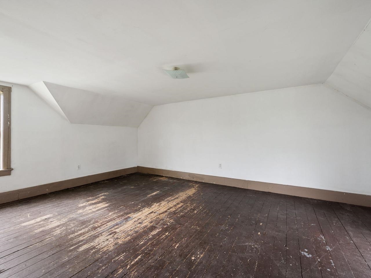 2283 Jersey Street South Property Photo 21