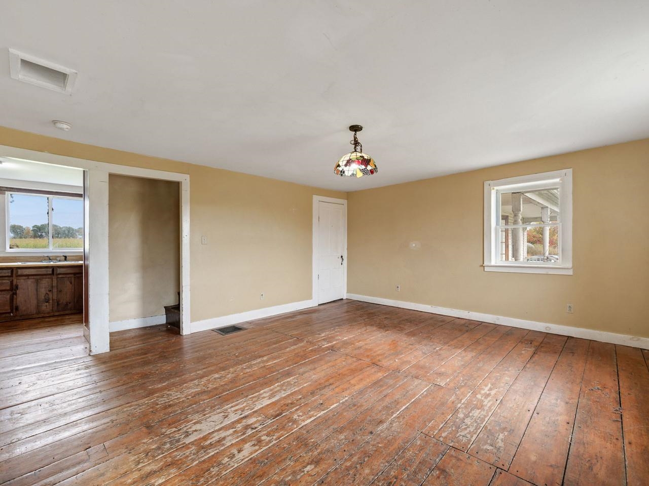 2283 Jersey Street South Property Photo 28