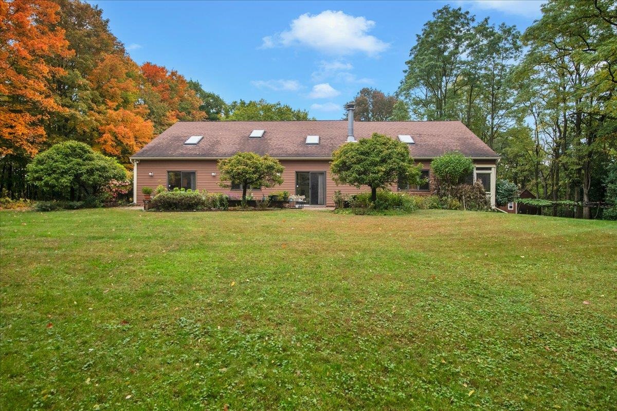 63 Phillip Lane Property Photo 2