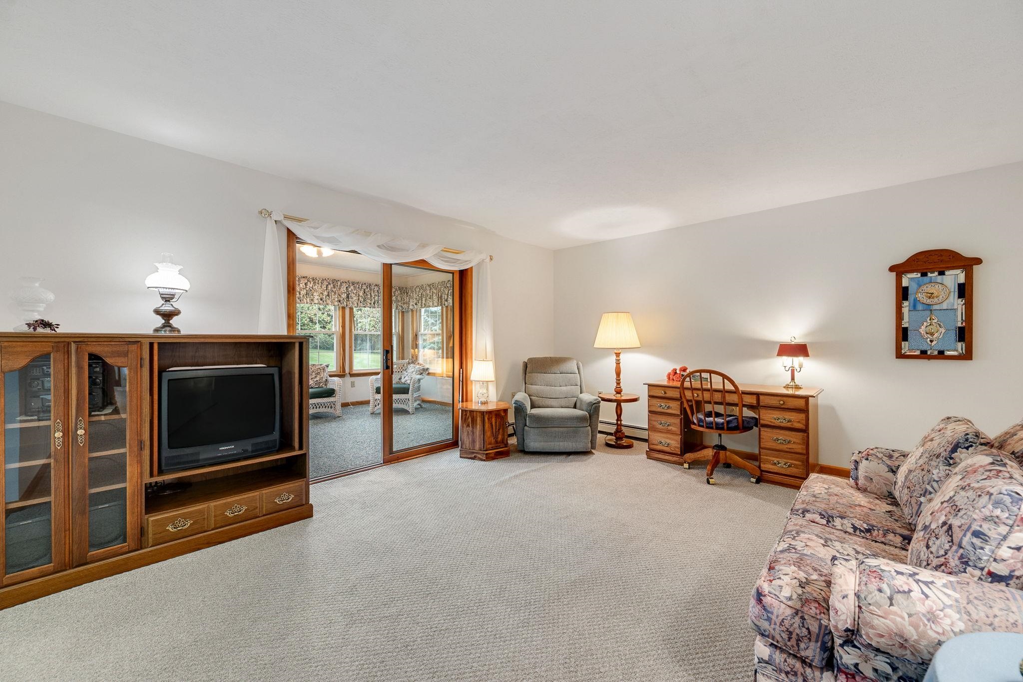 16 Summit Place Property Photo 14
