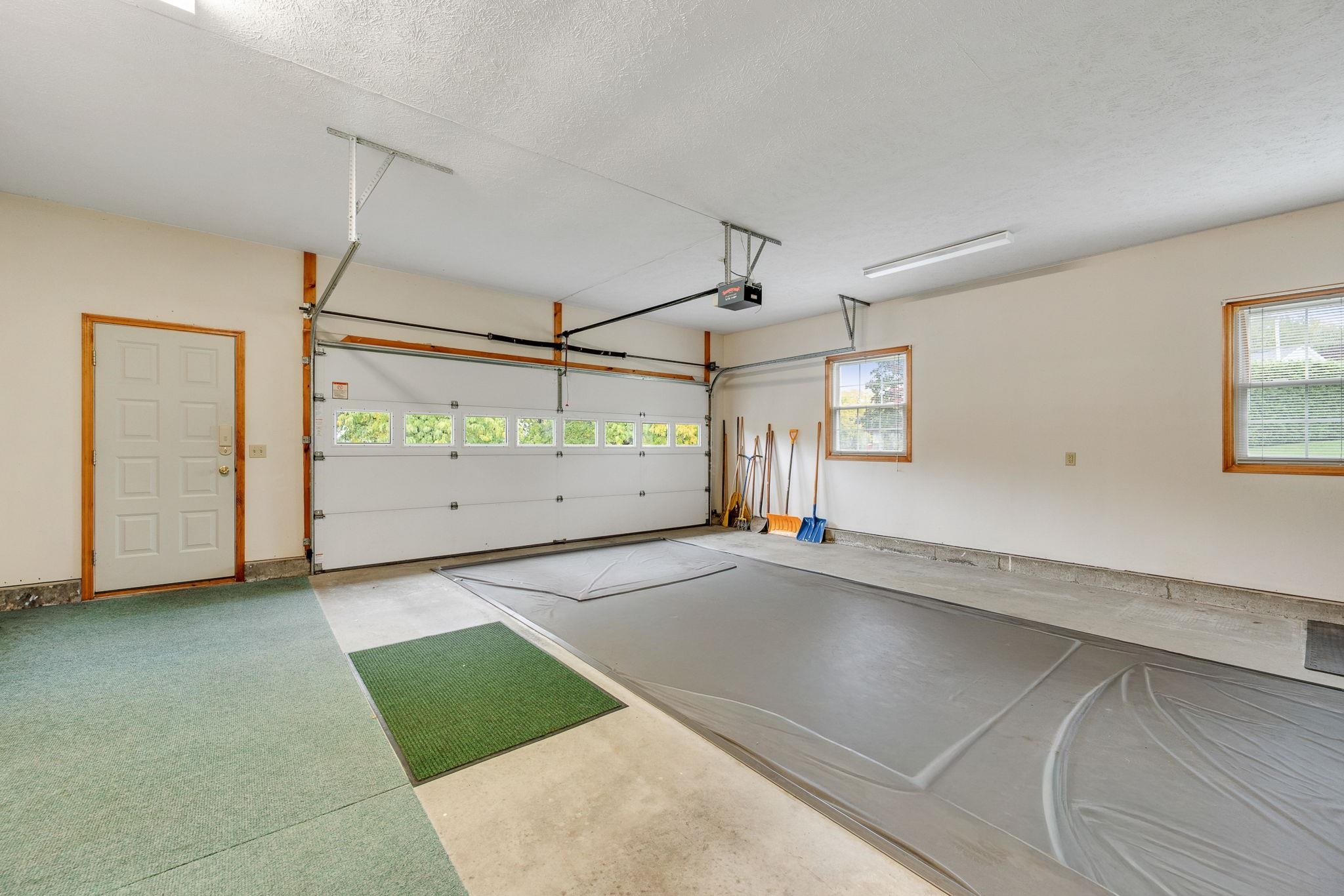 16 Summit Place Property Photo 38