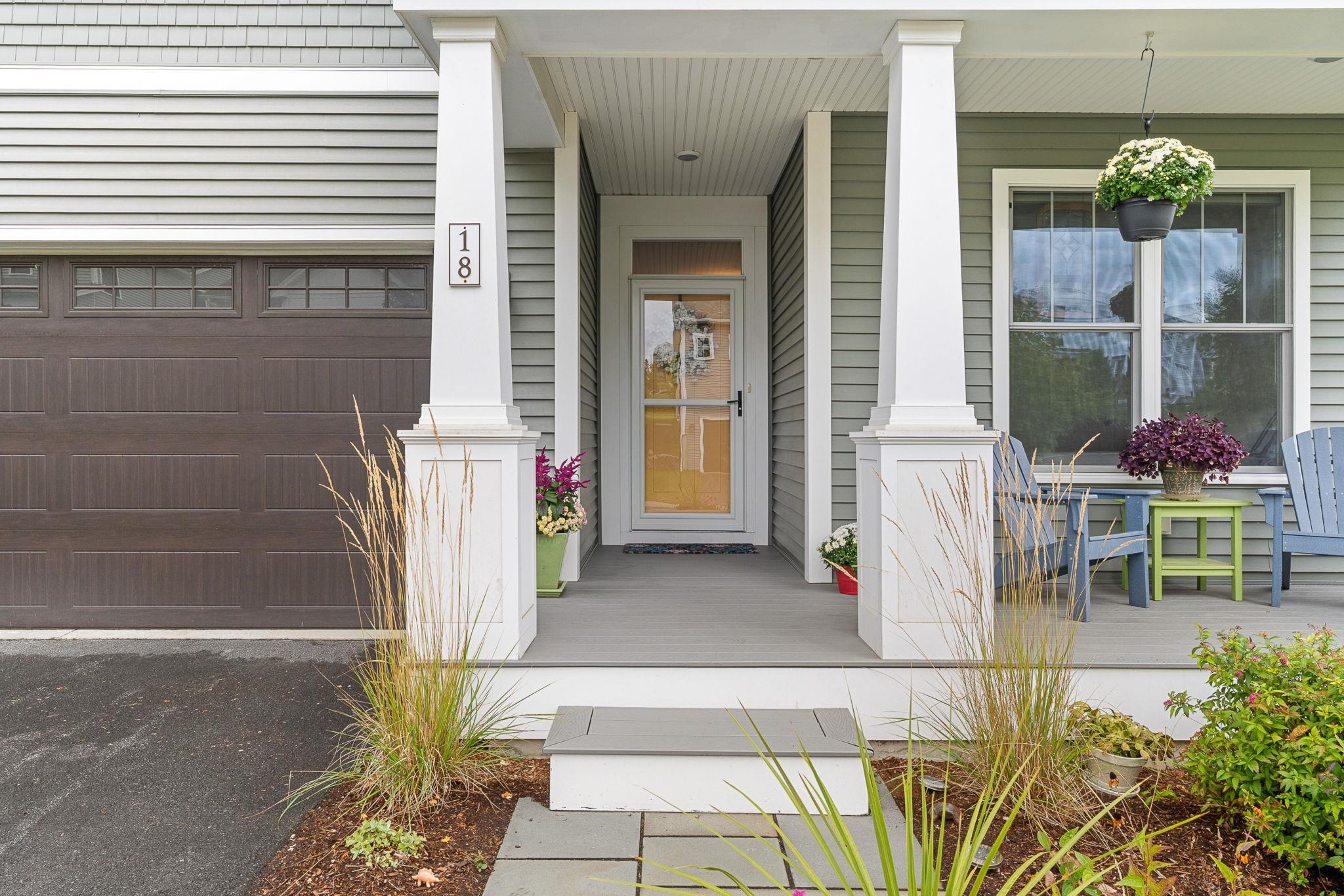 18 Split Rock Court Property Photo 3
