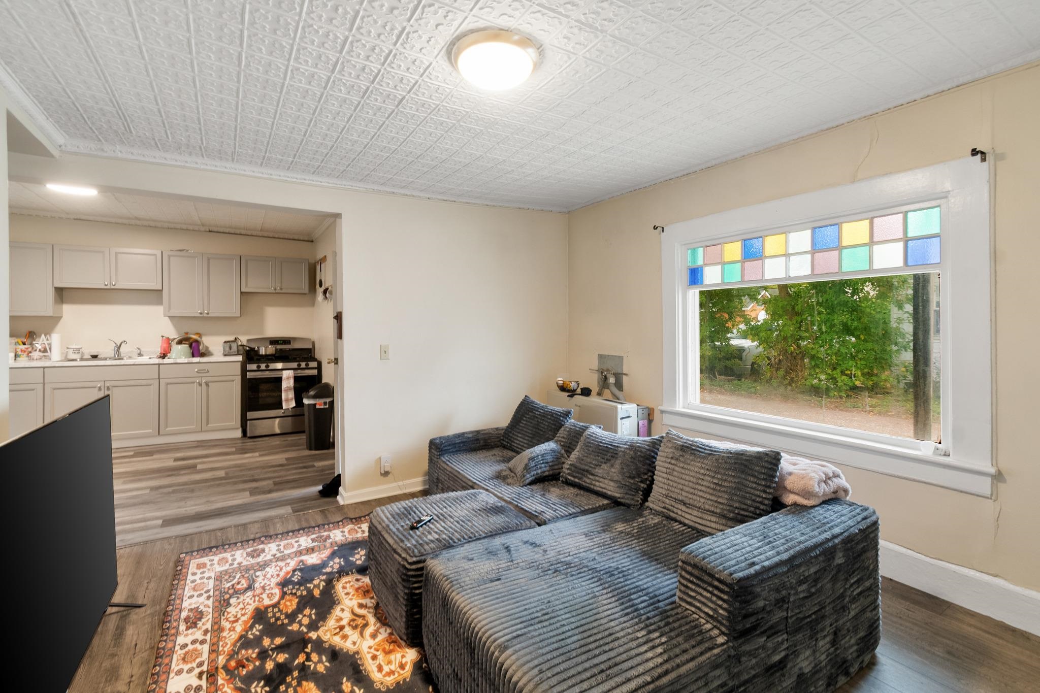 380-382 North Avenue Property Photo 10