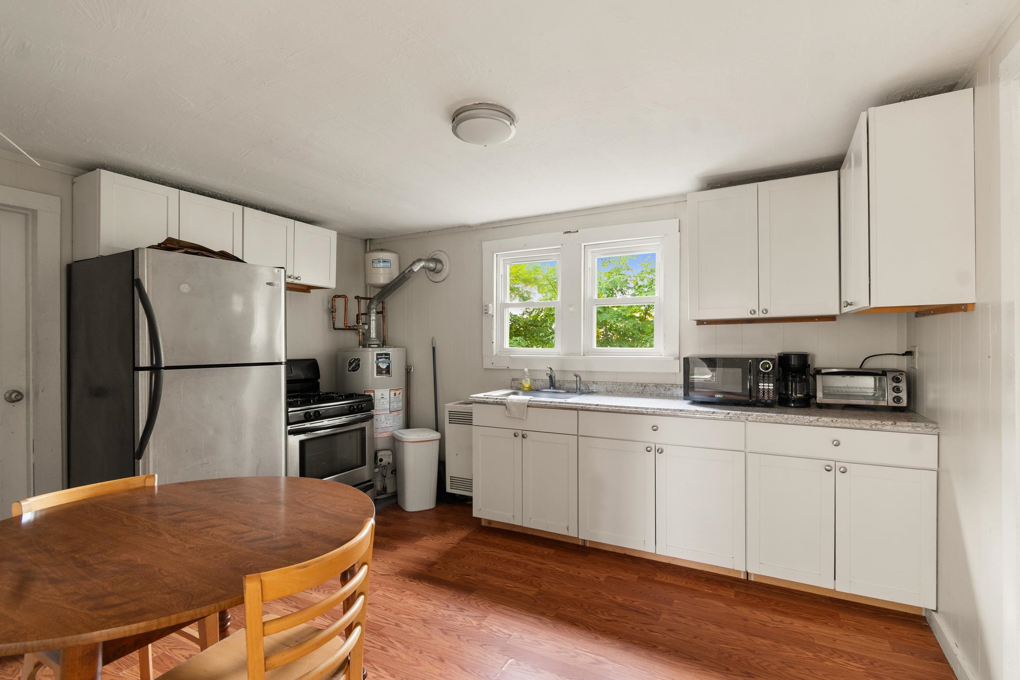 380-382 North Avenue Property Photo 22