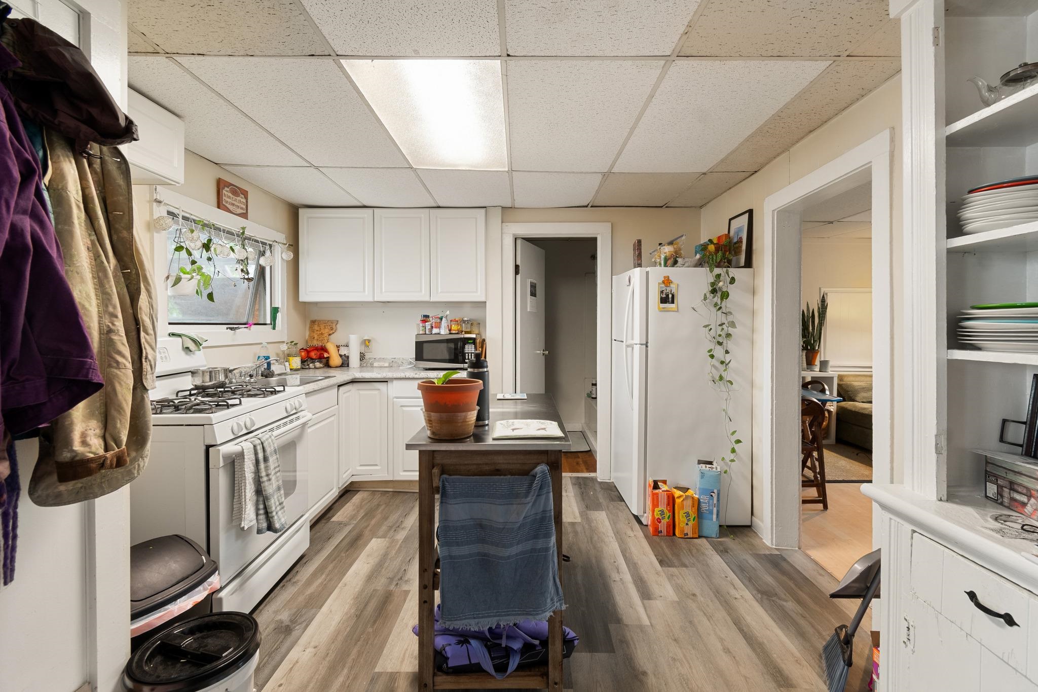 380-382 North Avenue Property Photo 23