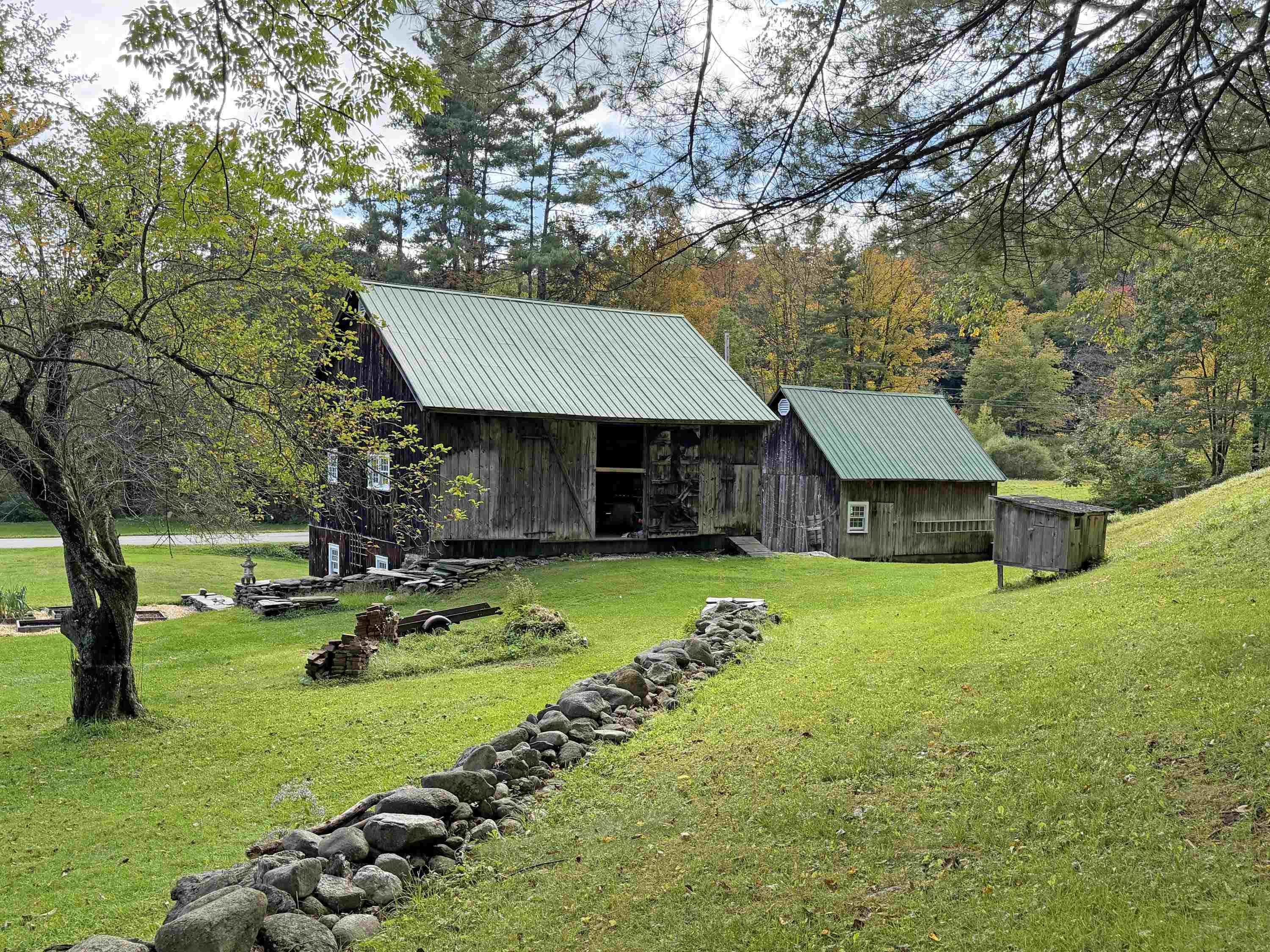 220 Hale Road Property Photo 9