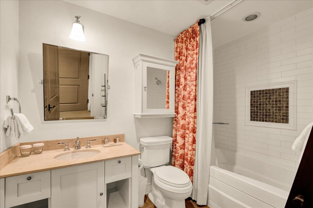 102 Forest Drive Property Photo 17