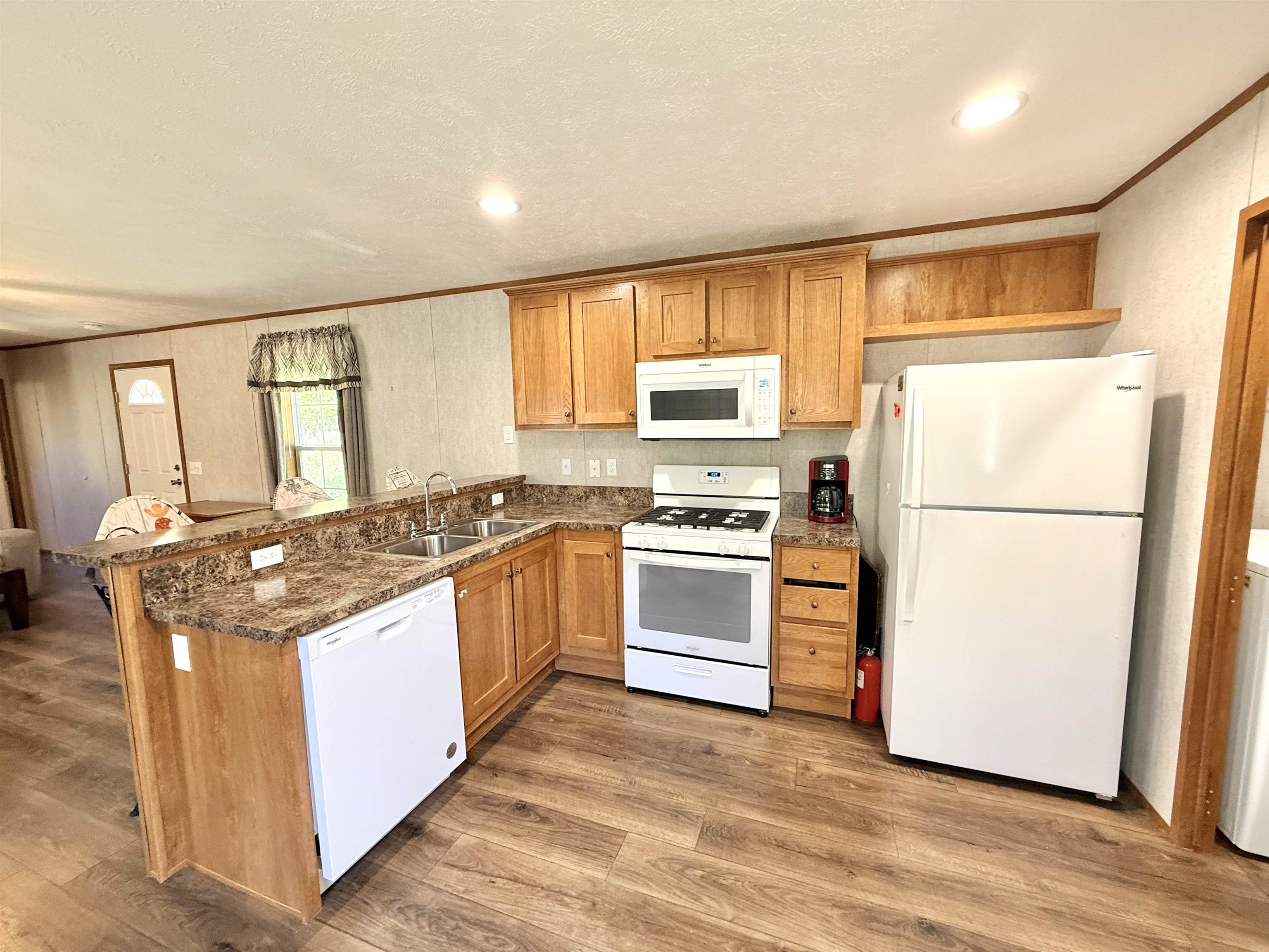 56 Washington Turnpike Property Photo 4