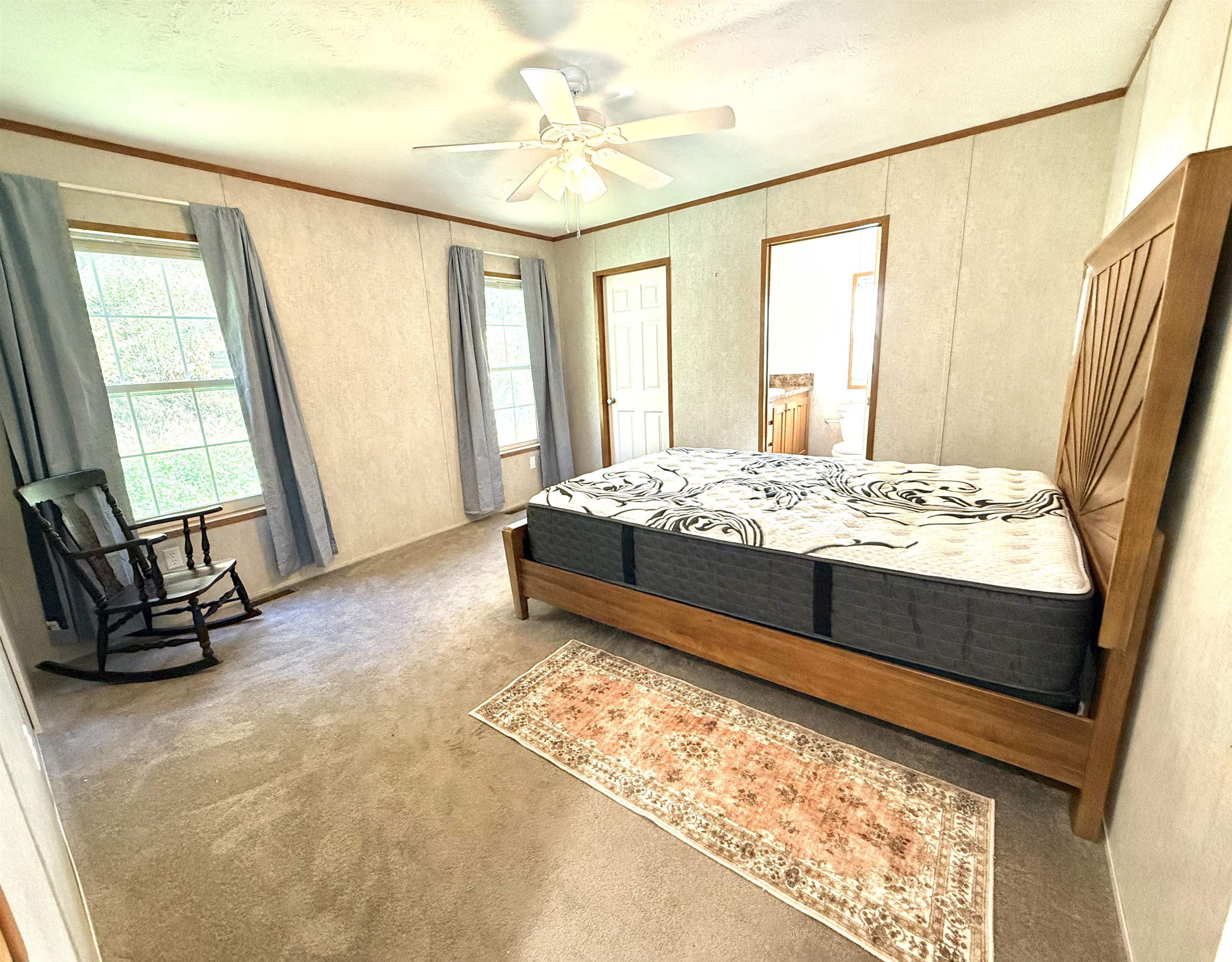 56 Washington Turnpike Property Photo 11