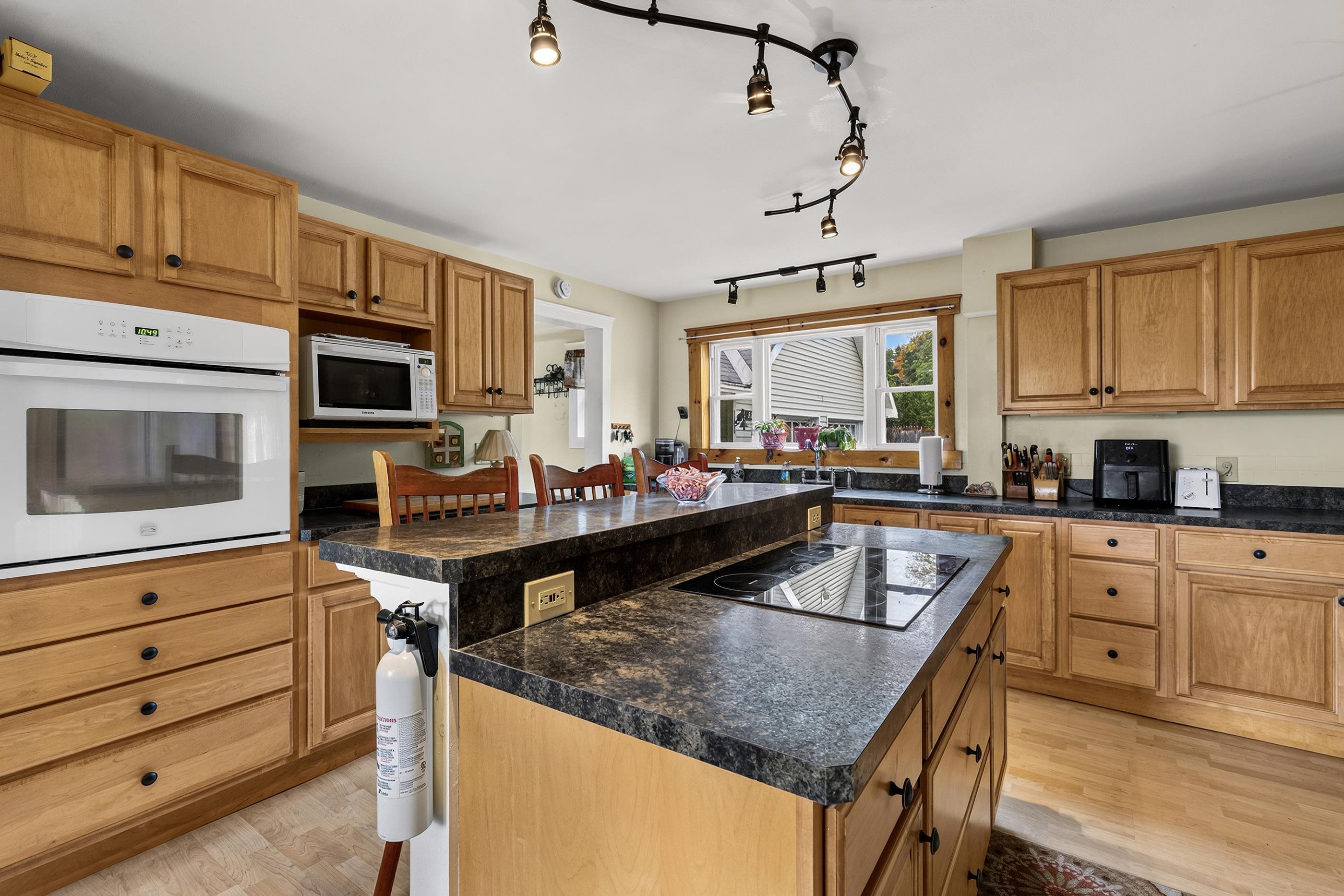 22 Hickory Ridge Property Photo 7