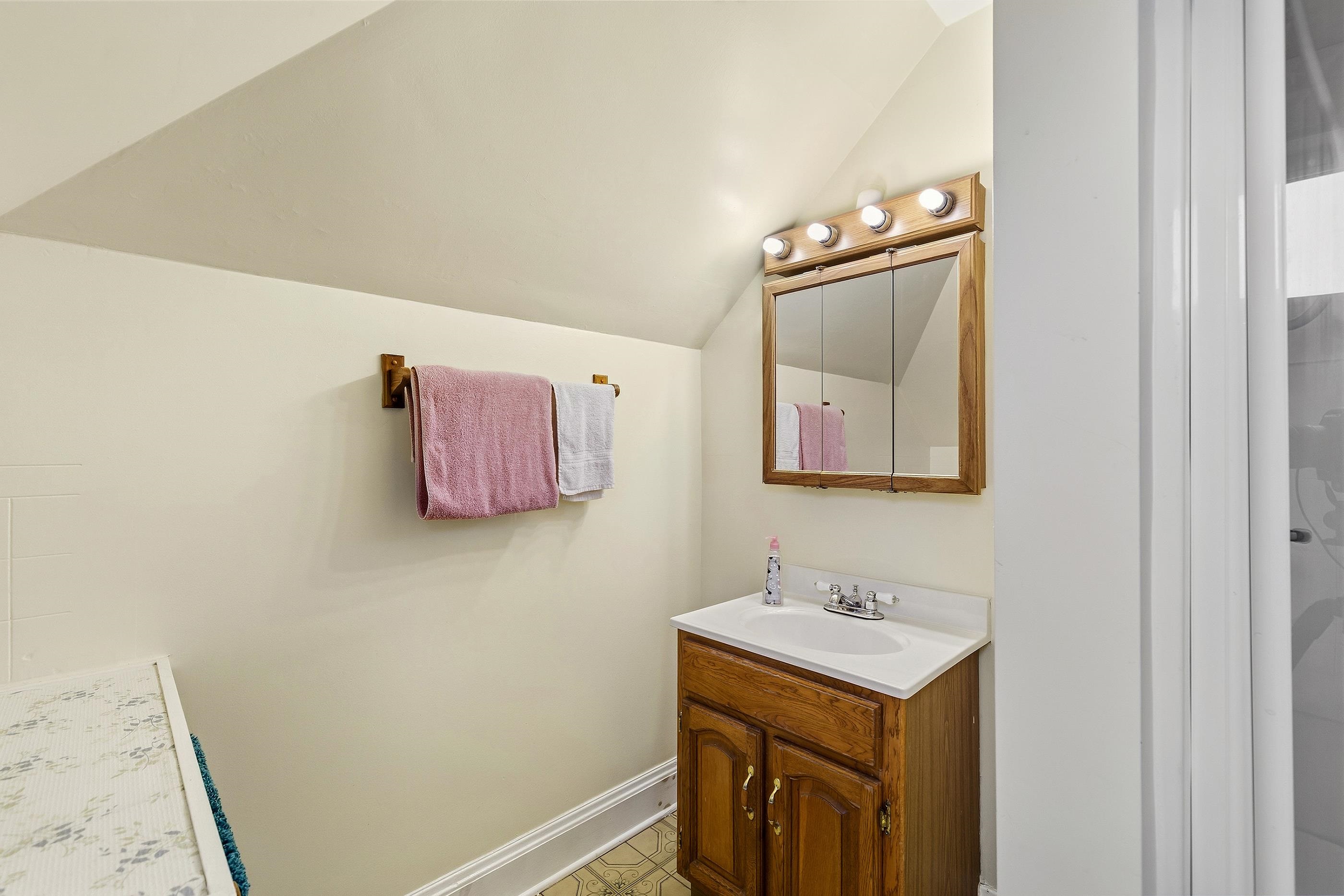 22 Hickory Ridge Property Photo 27