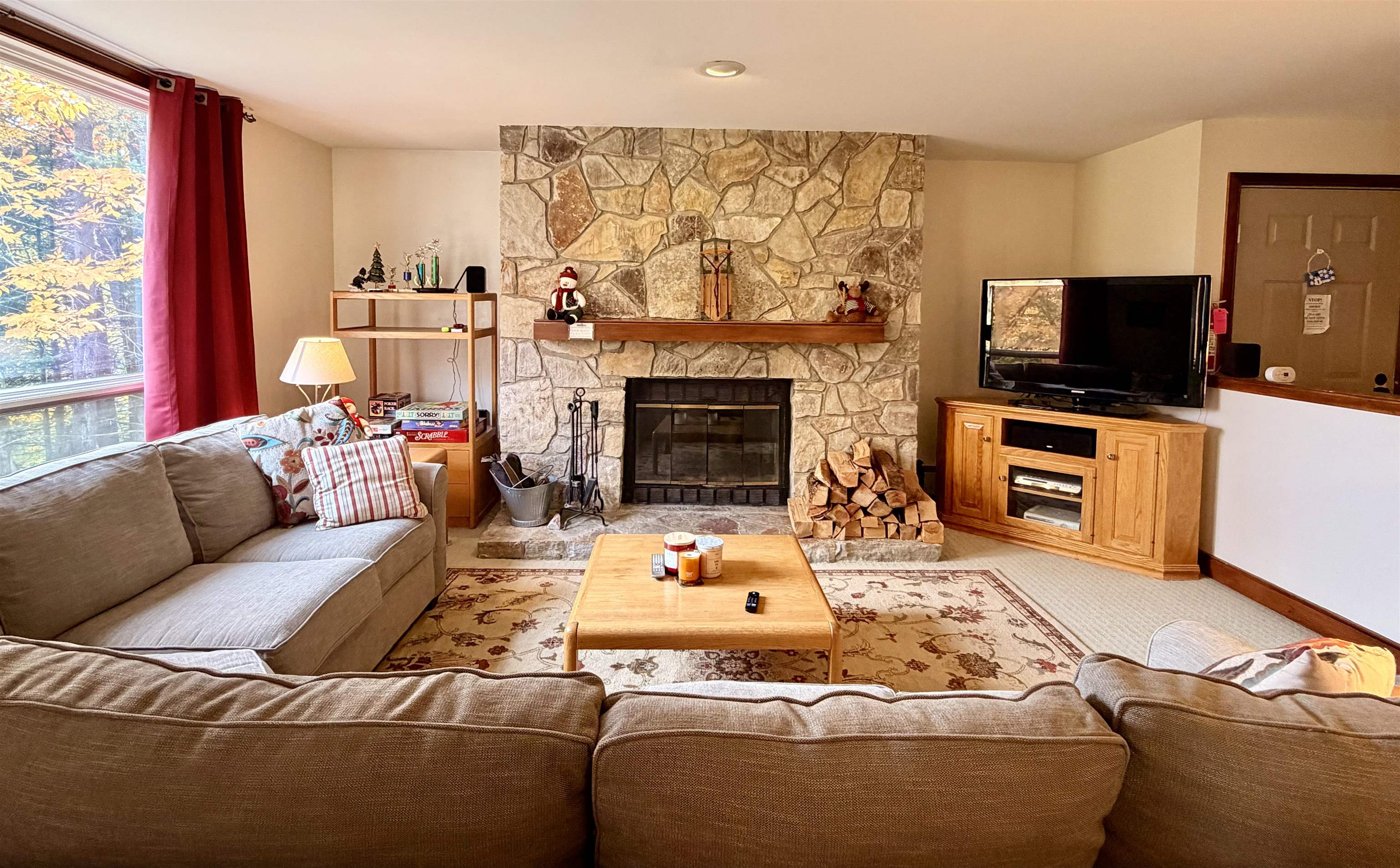 8h Trailside Village Way Property Photo 4