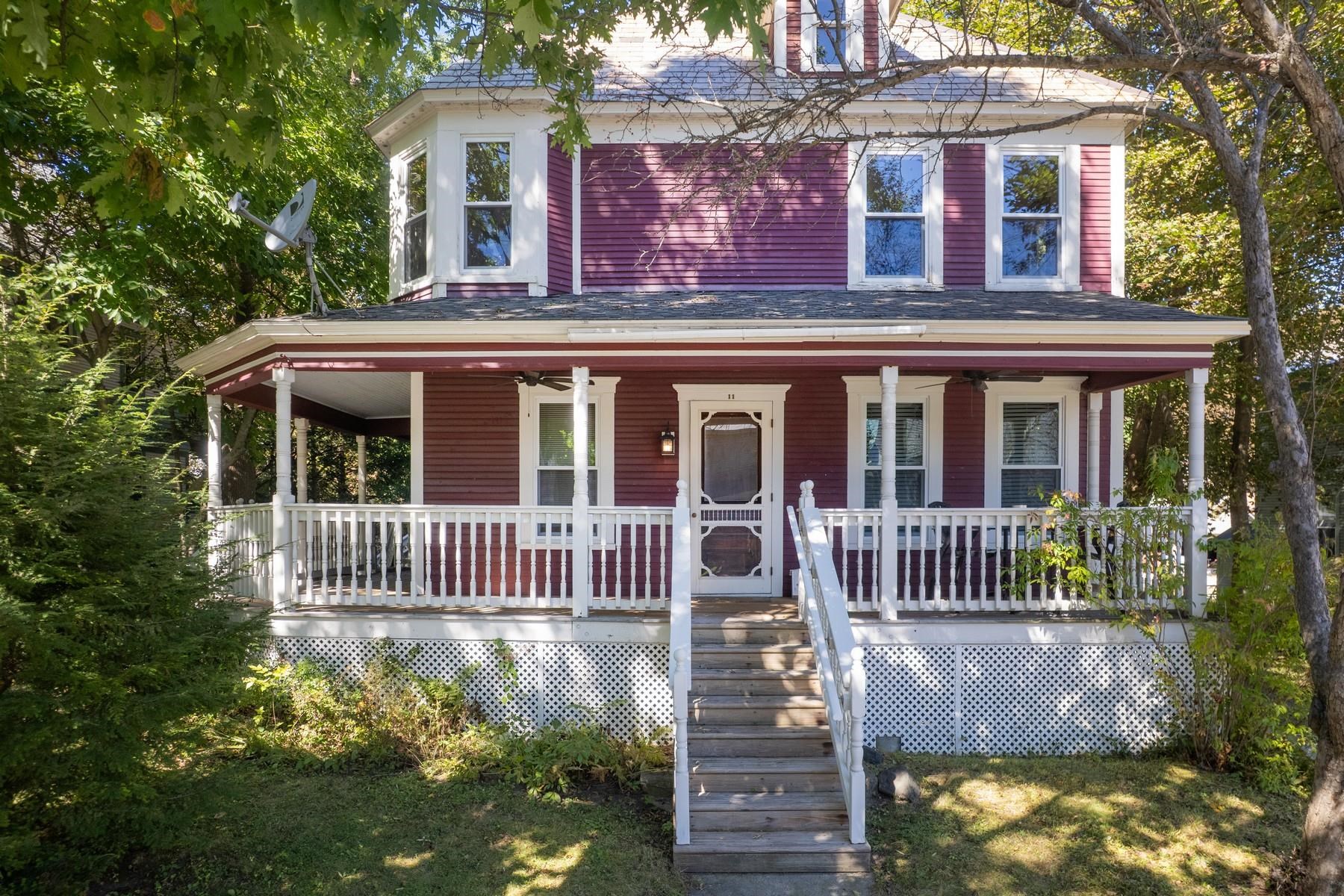 11 East Washington Street Property Photo 1