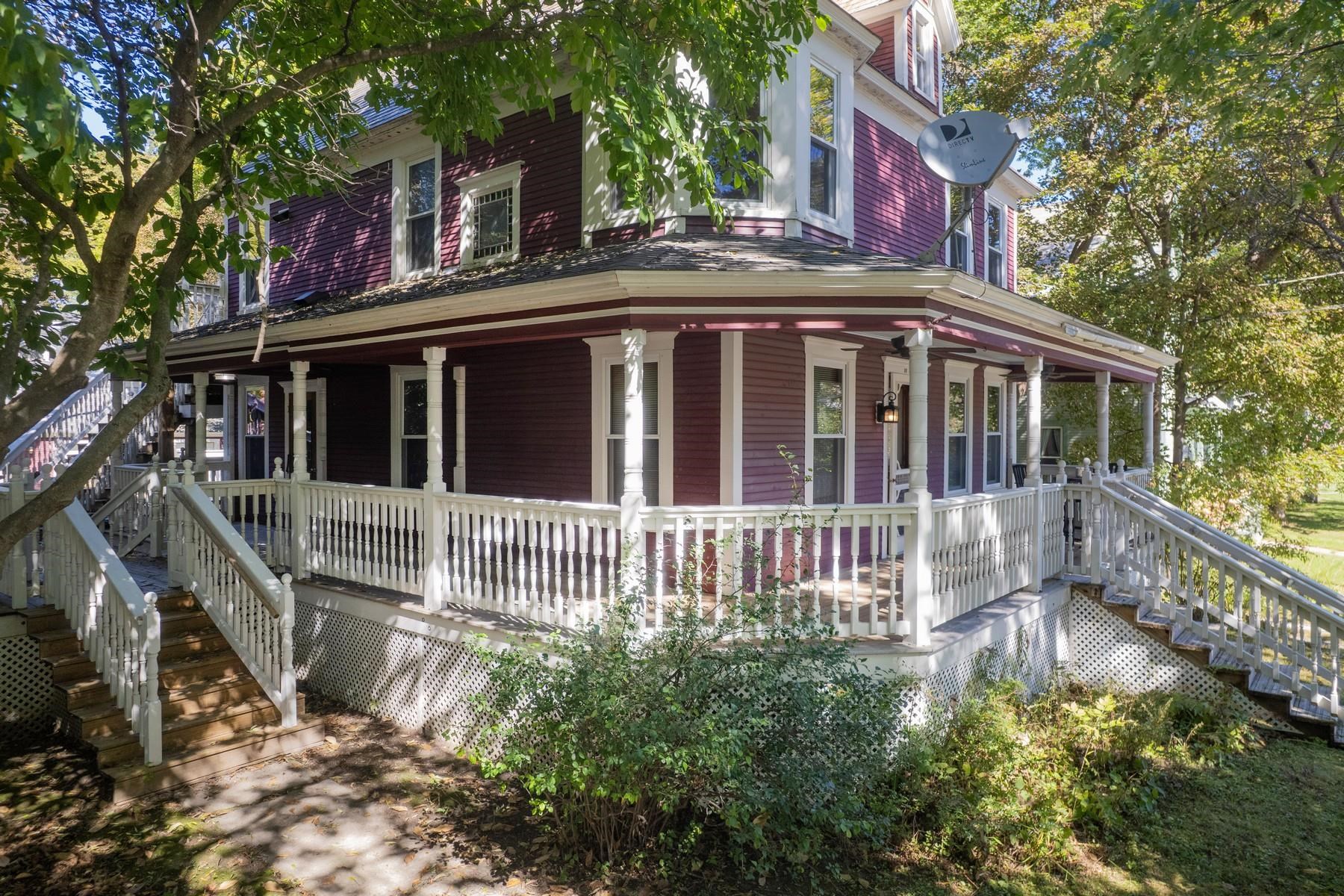 11 East Washington Street Property Photo 4