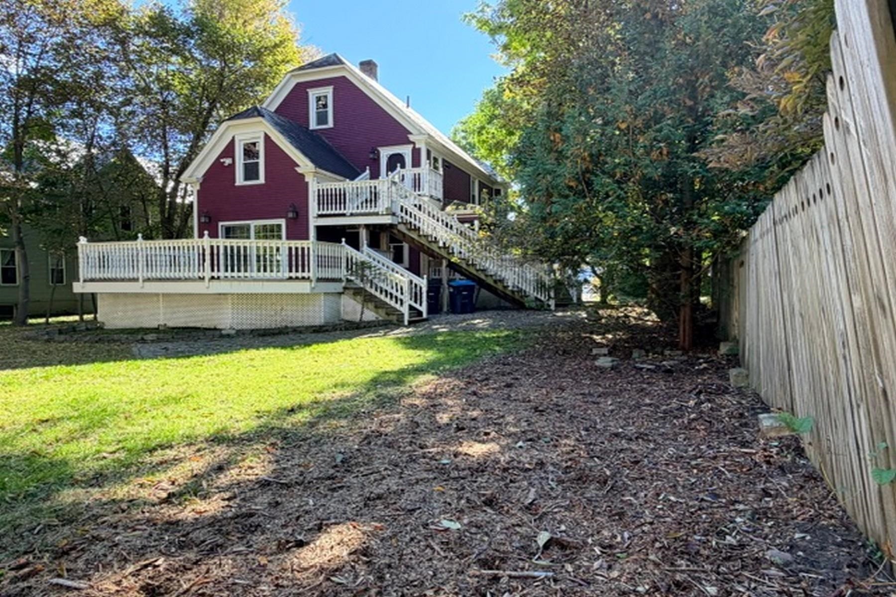 11 East Washington Street Property Photo 45