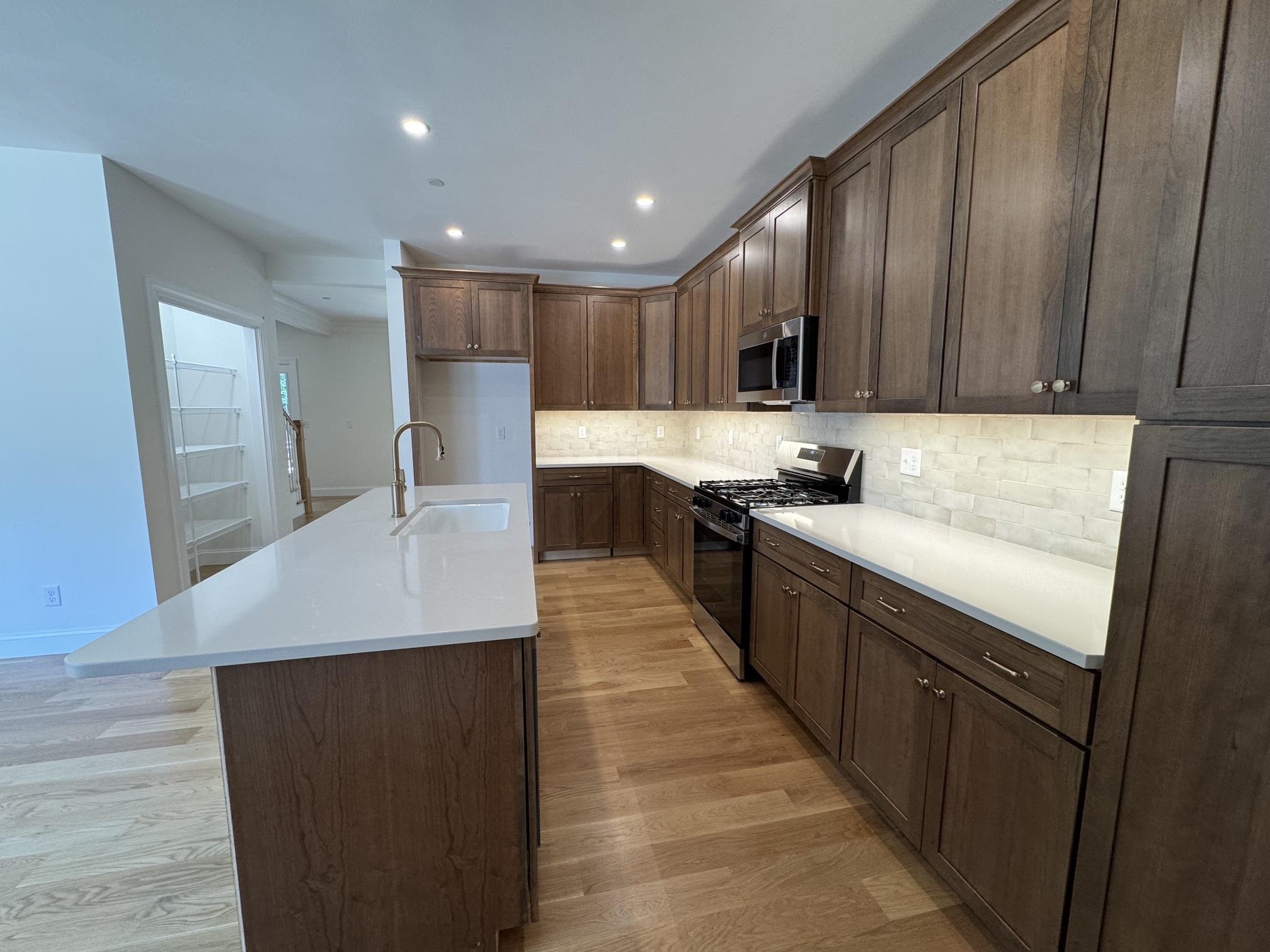 120 South Road Property Photo 4