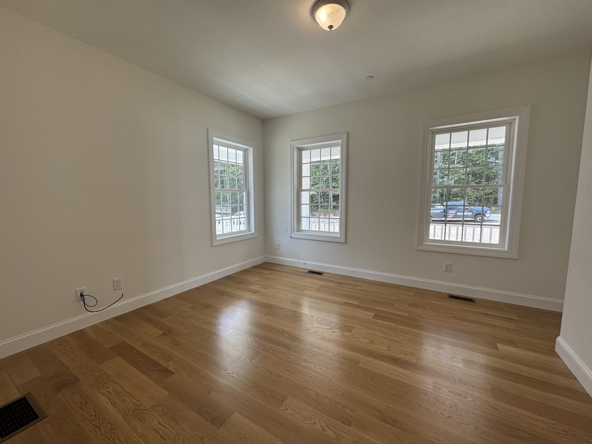 120 South Road Property Photo 10