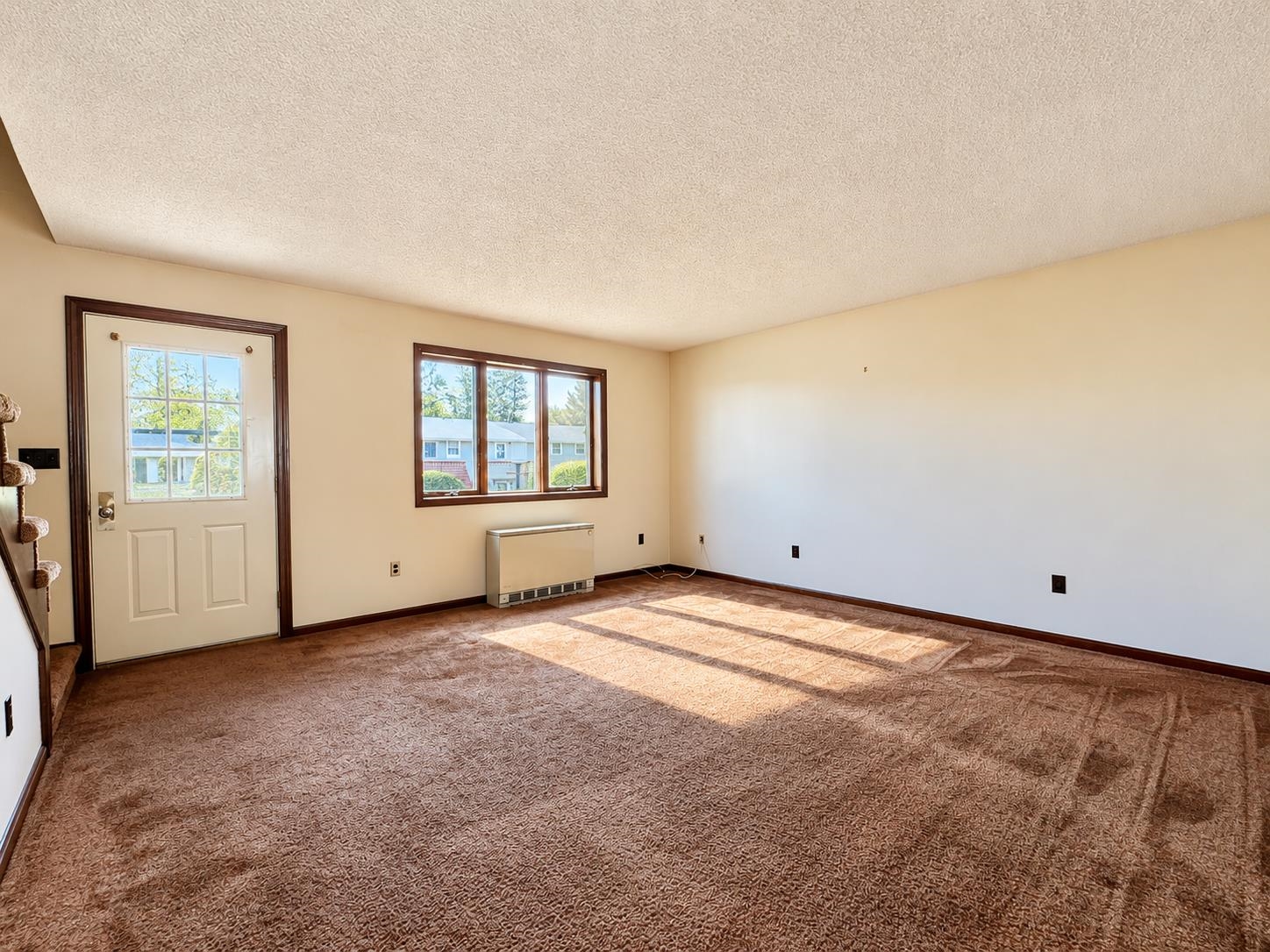 155 Dorr Drive Property Photo 5