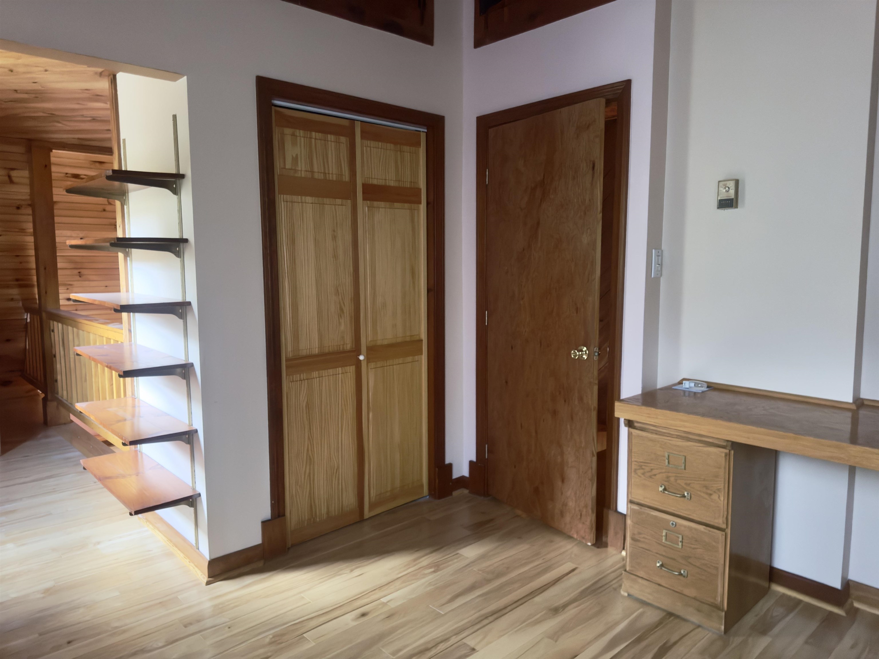 2090 Huntington Road Property Photo 18