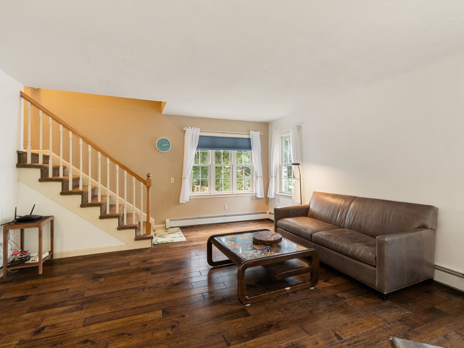 72 Grey Meadow Drive Property Photo 3